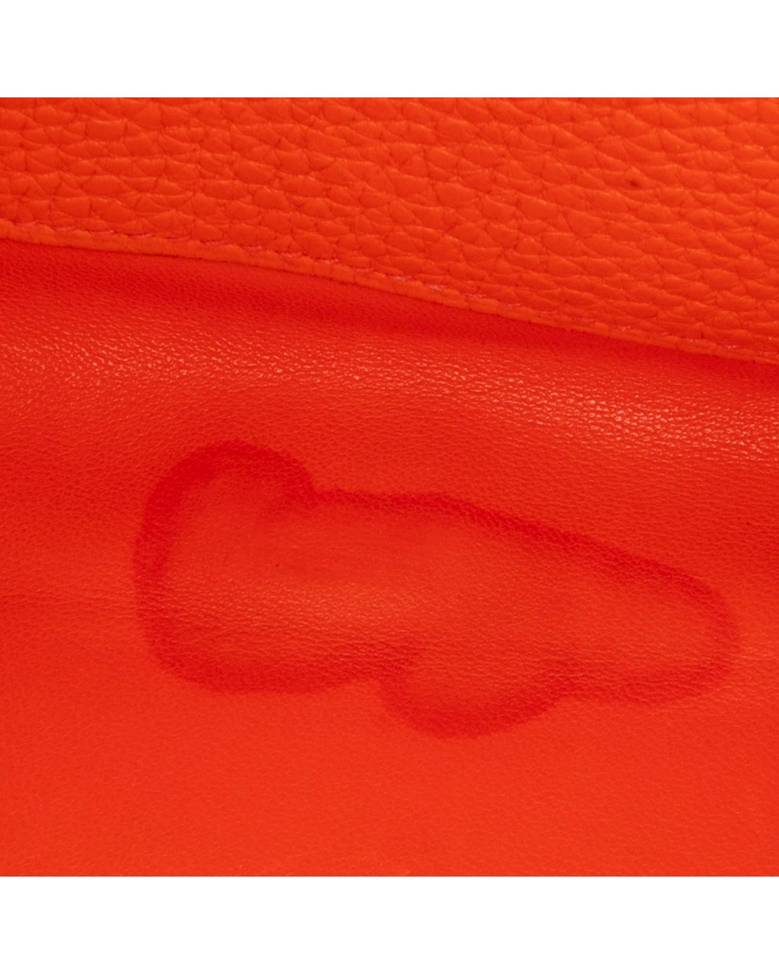 238453394.jpg