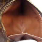 155847385.jpg