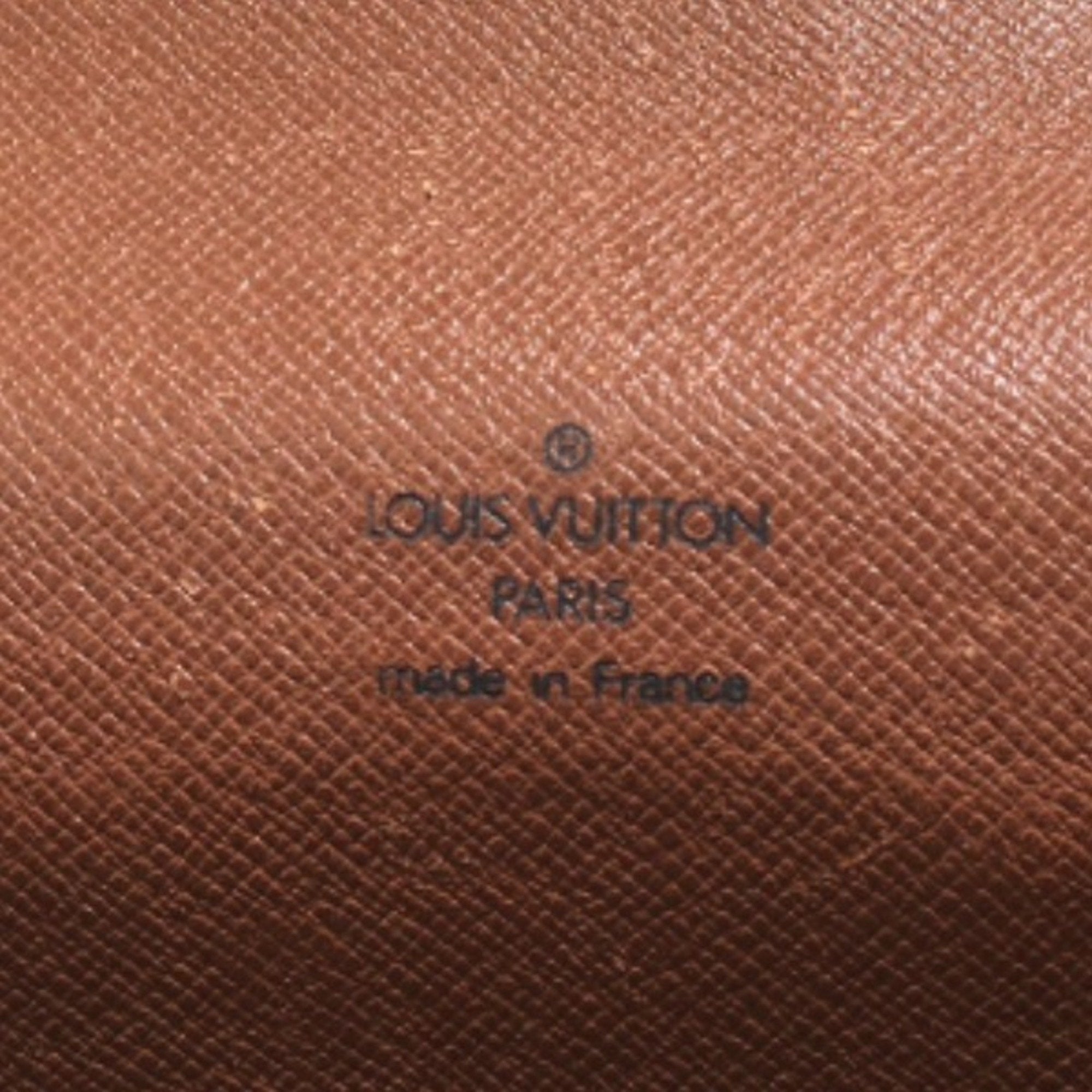 155911980.jpg