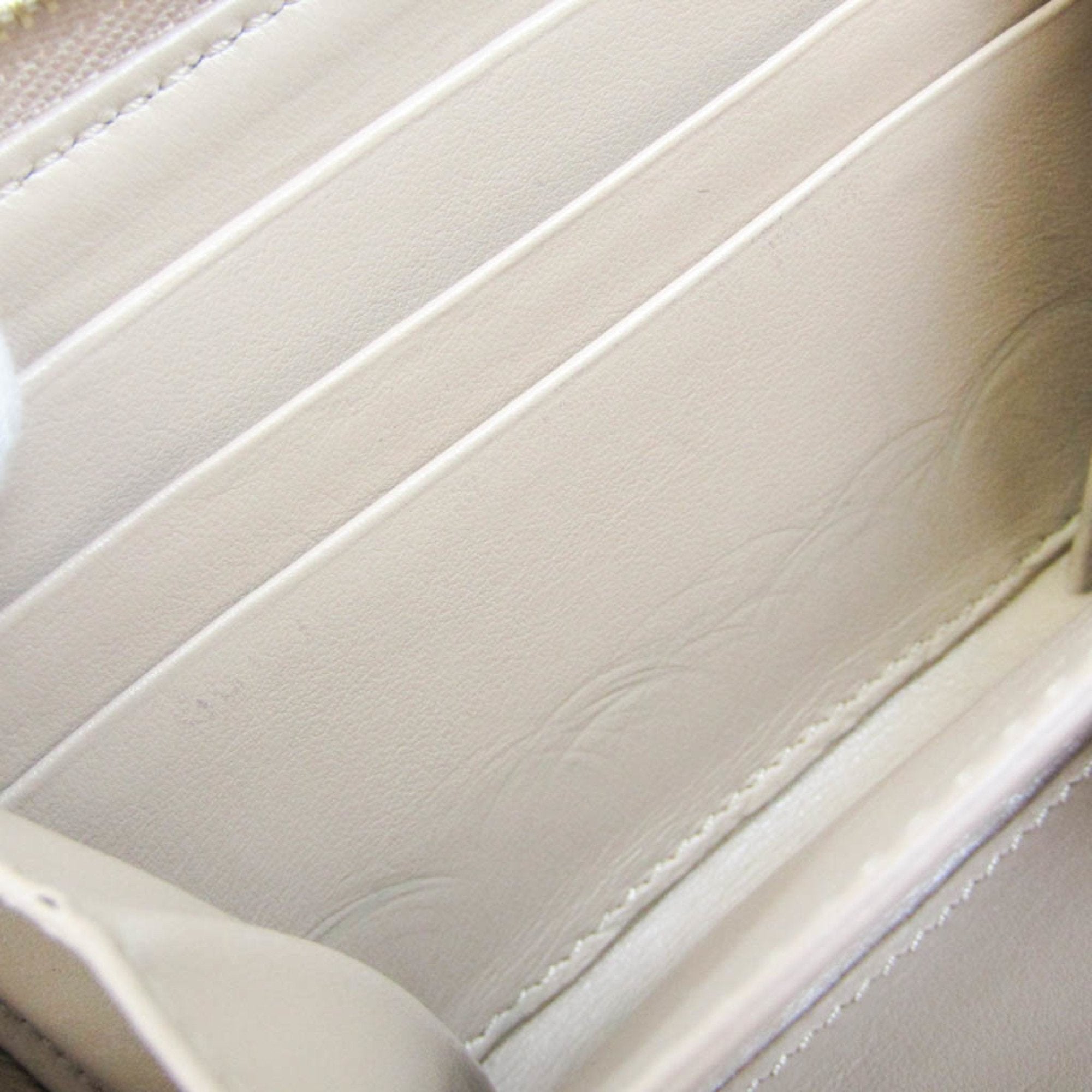 157533300.jpg