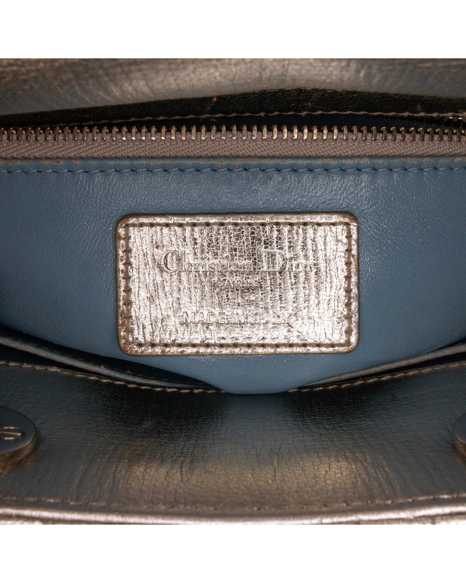 165068697.jpg