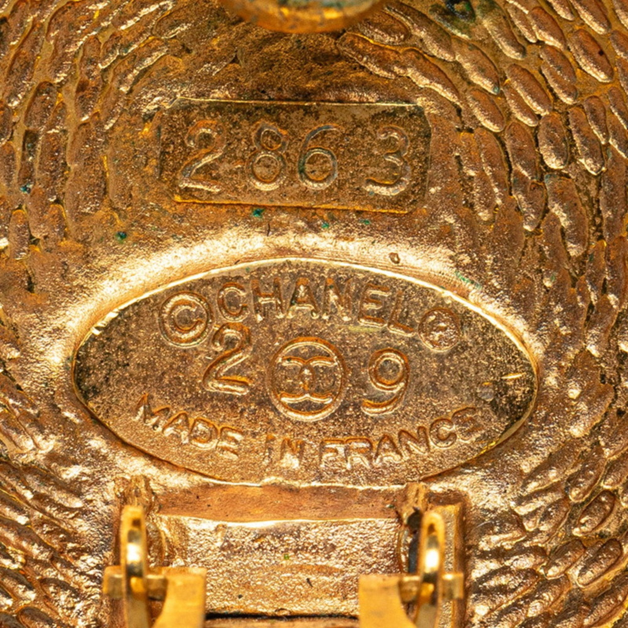 167444211.jpg