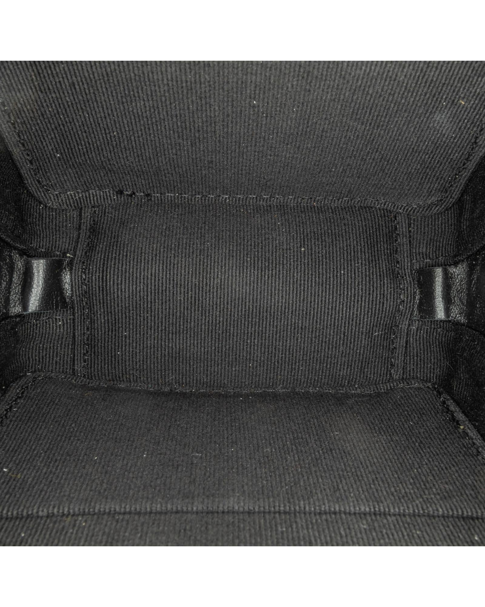 182800348.jpg