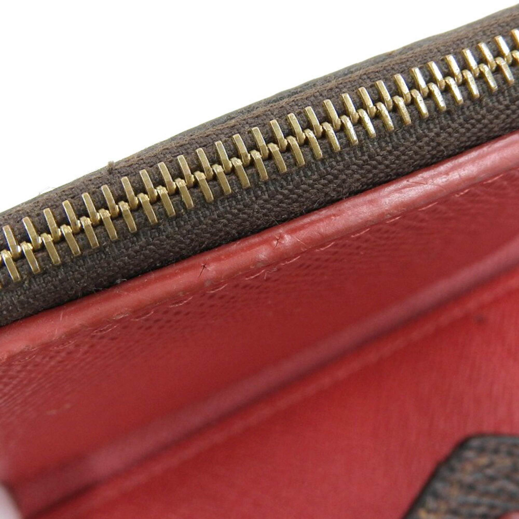 197199900.jpg