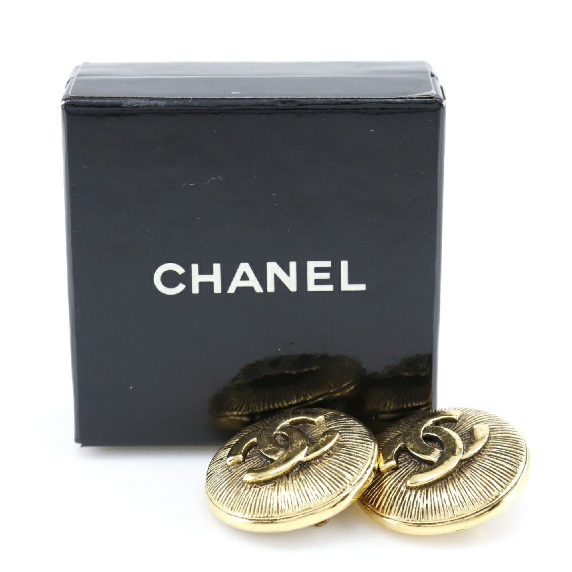 197211361.jpg