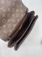 198028064.jpg