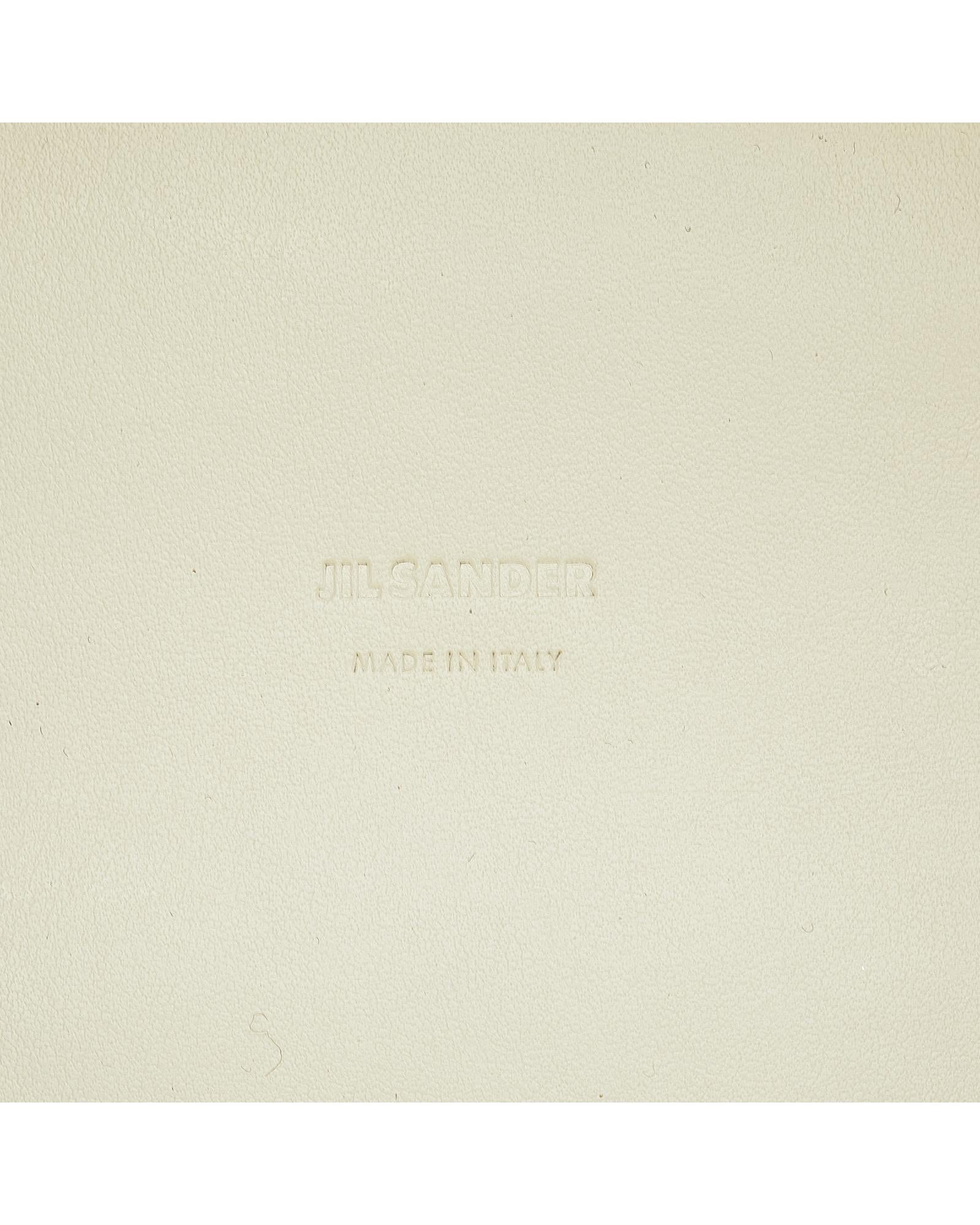 208417249.jpg