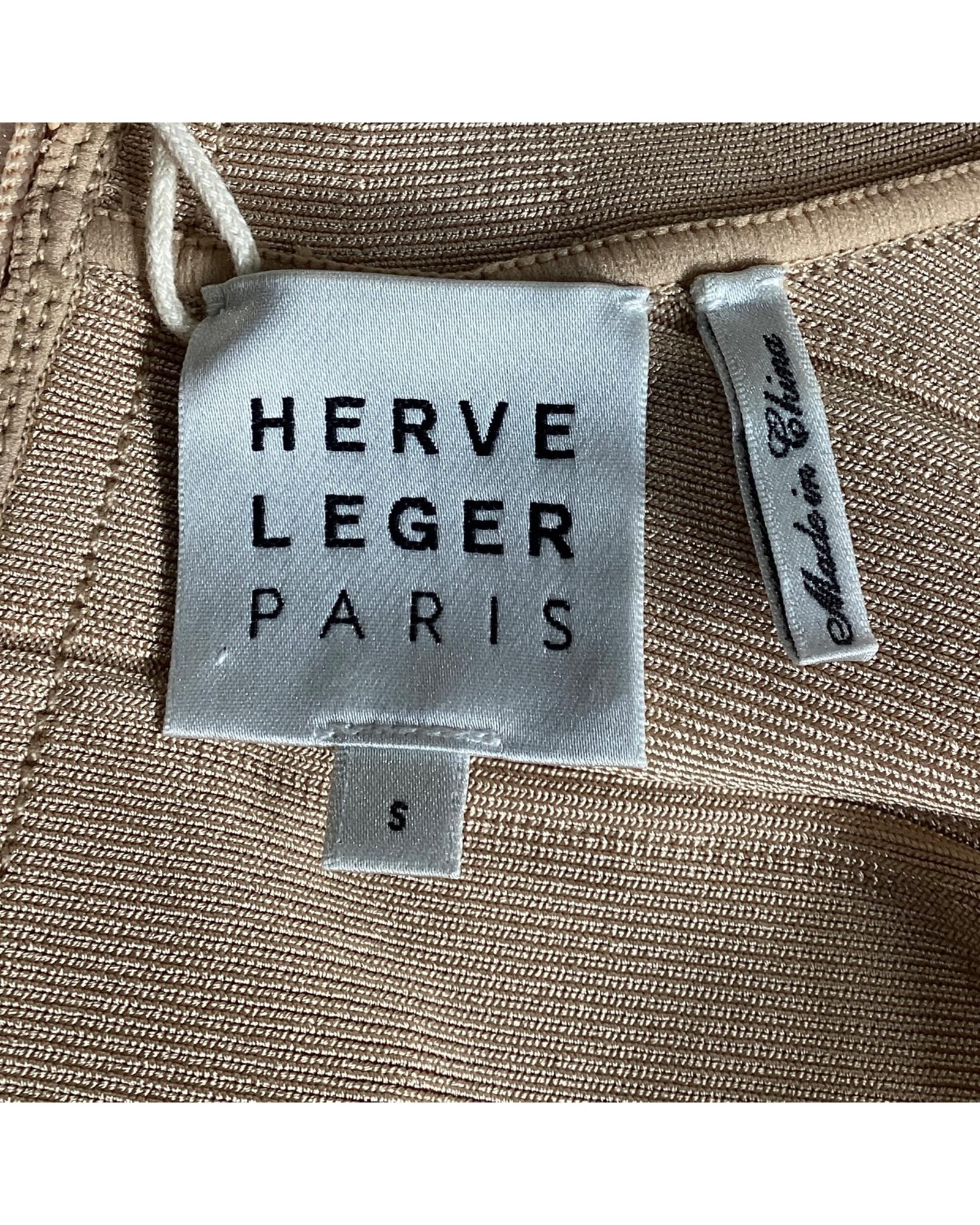 210433946.jpg