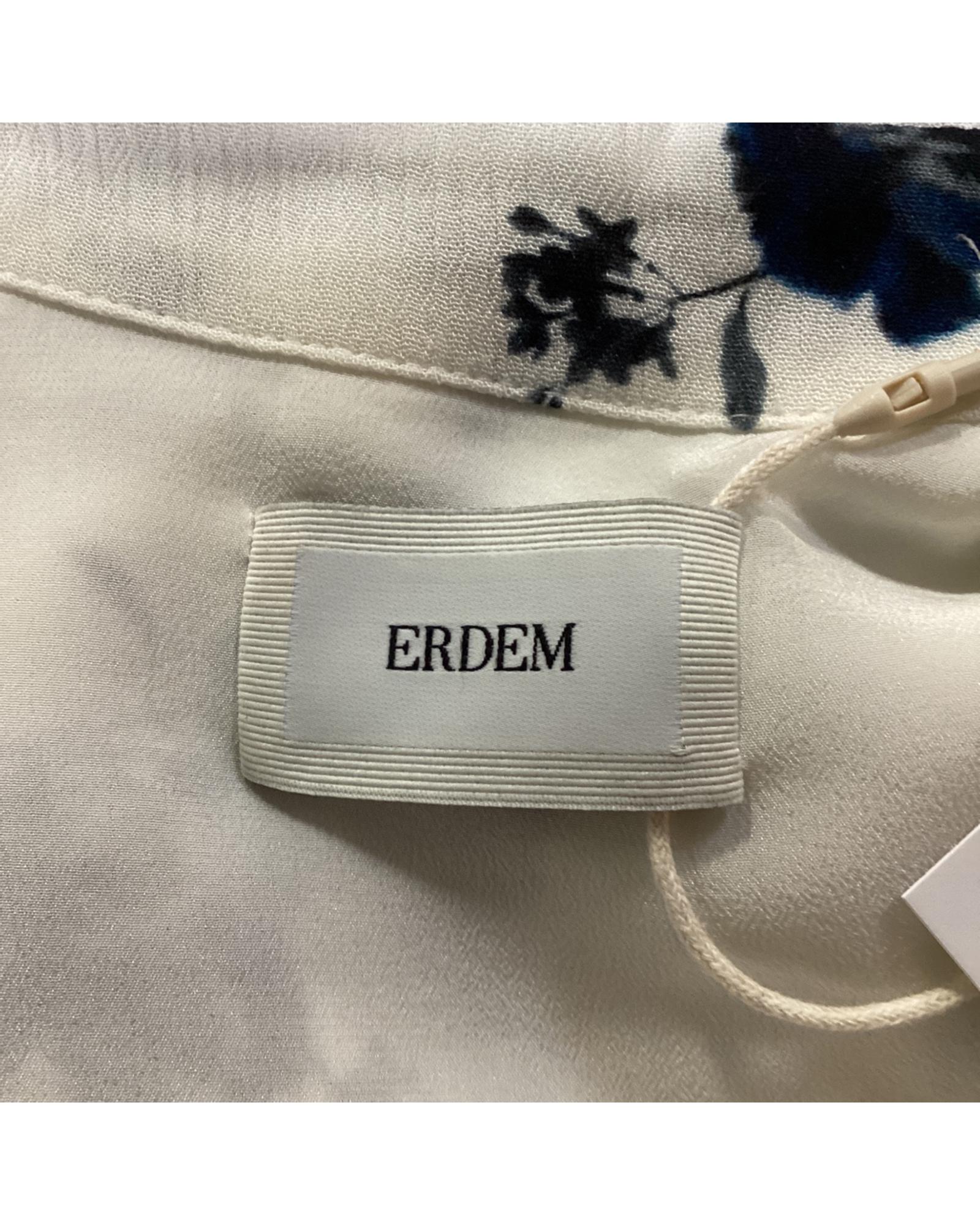 210883209.jpg