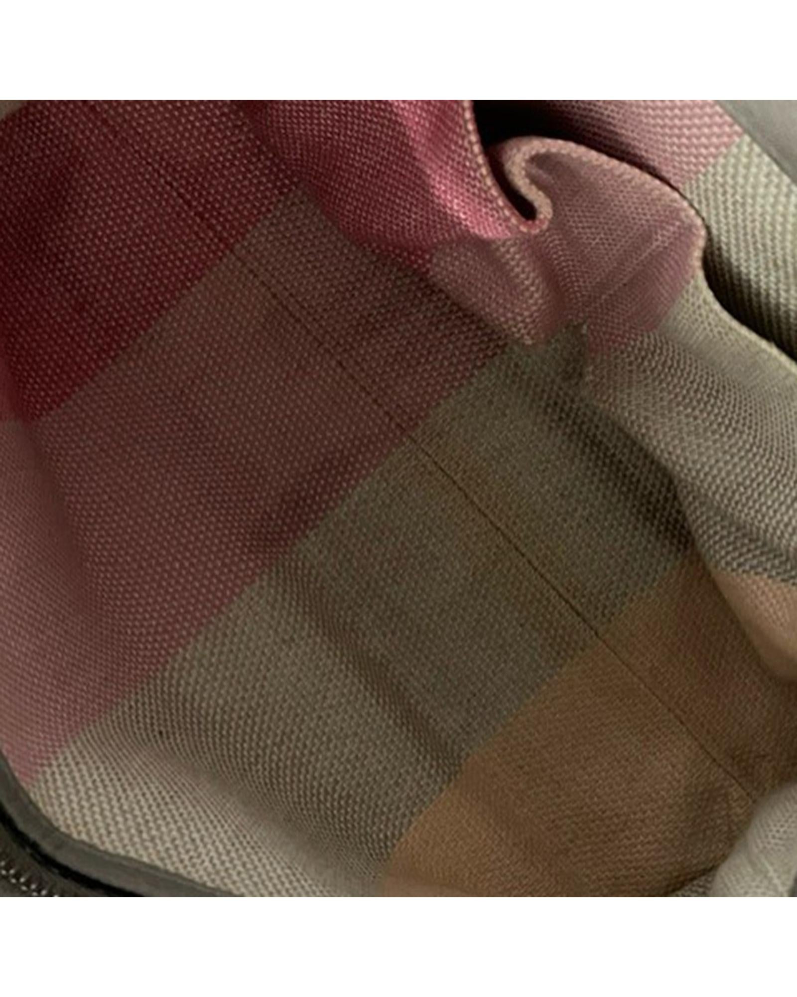 211176845.jpg