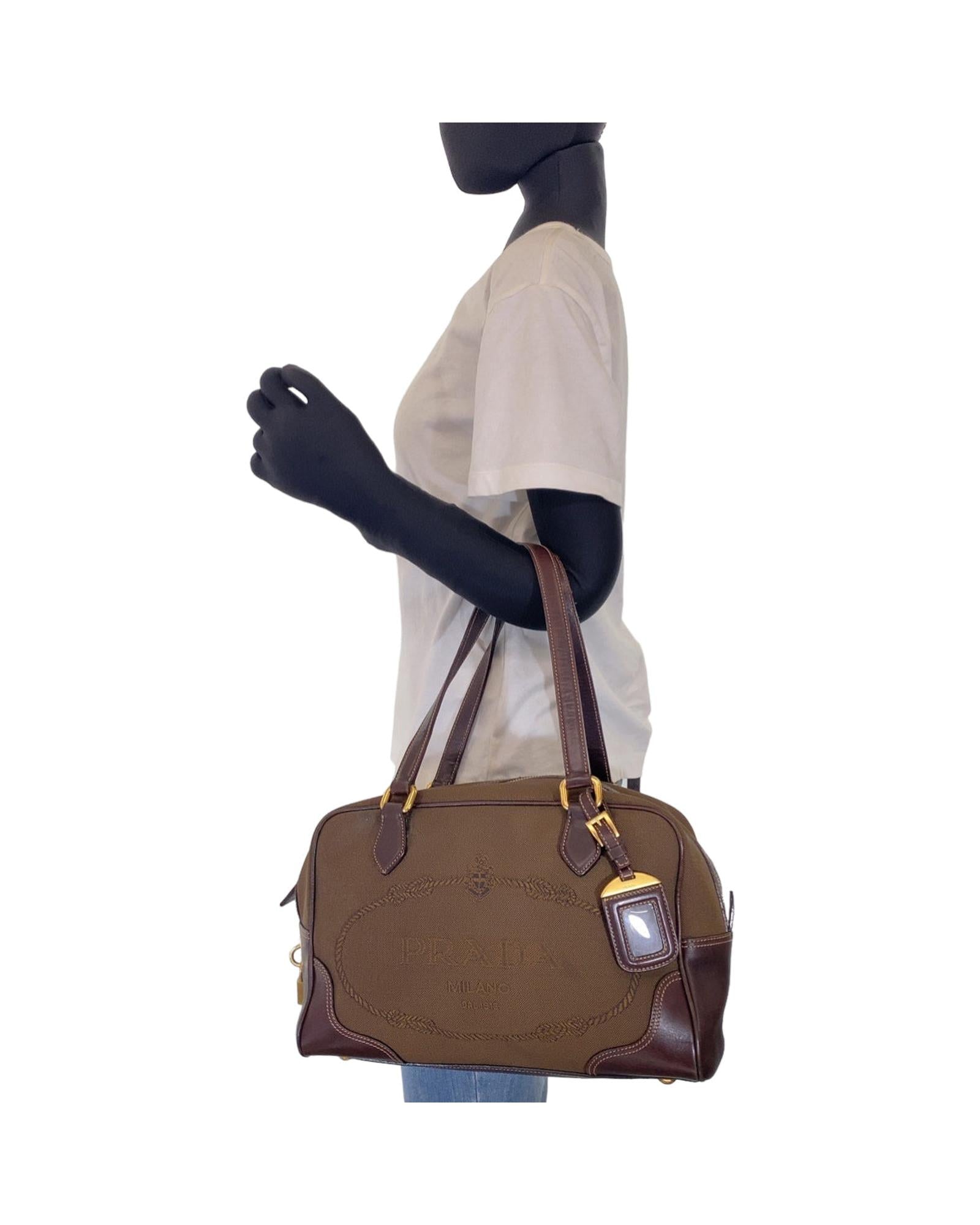 212827159.jpg