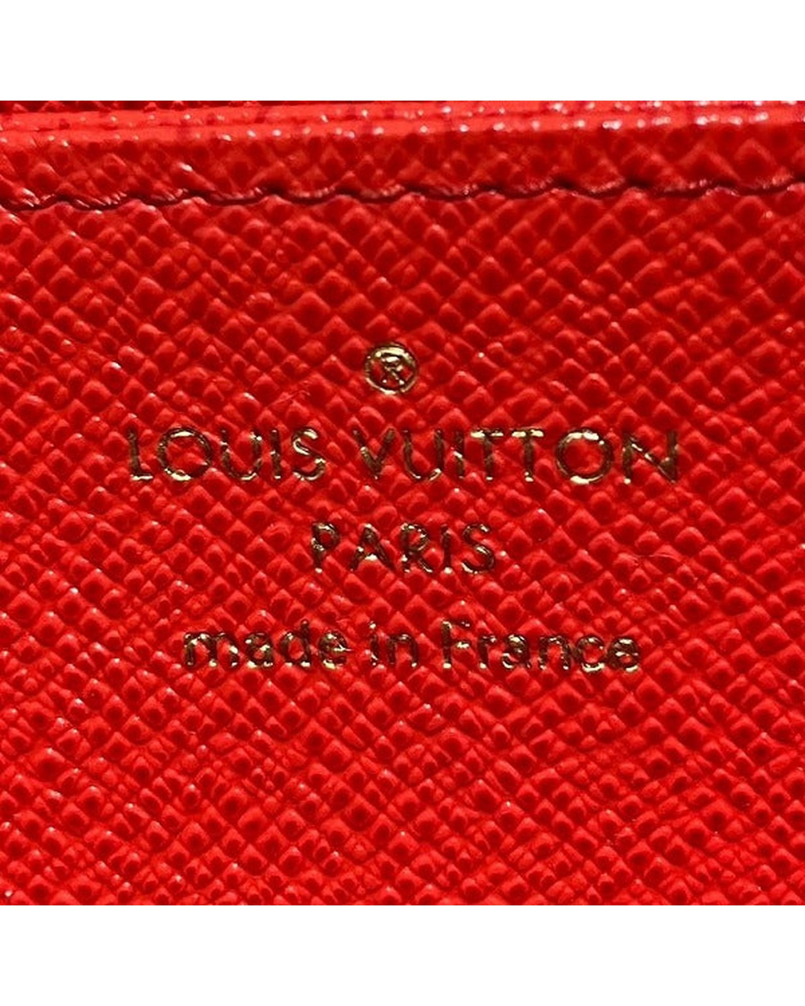 212827375.jpg