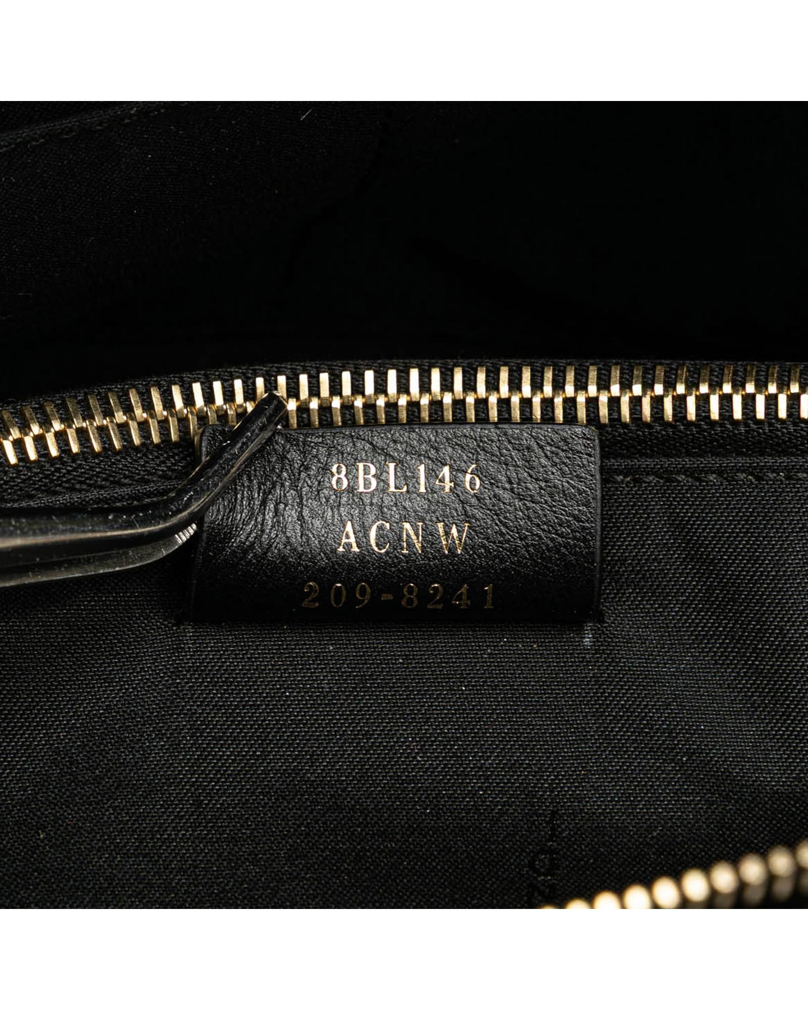 213623366.jpg