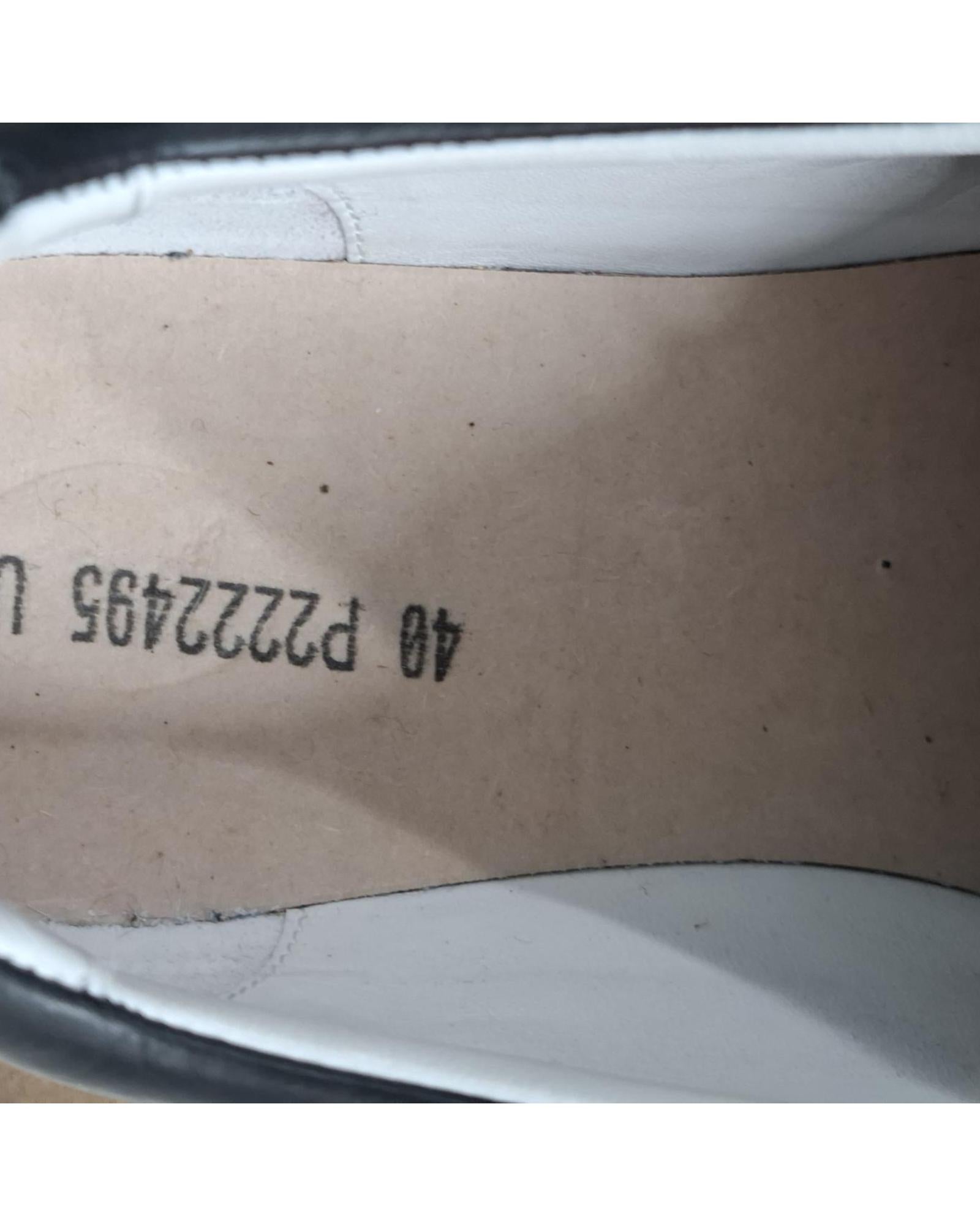 214197560.jpg
