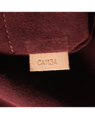 216846187.jpg