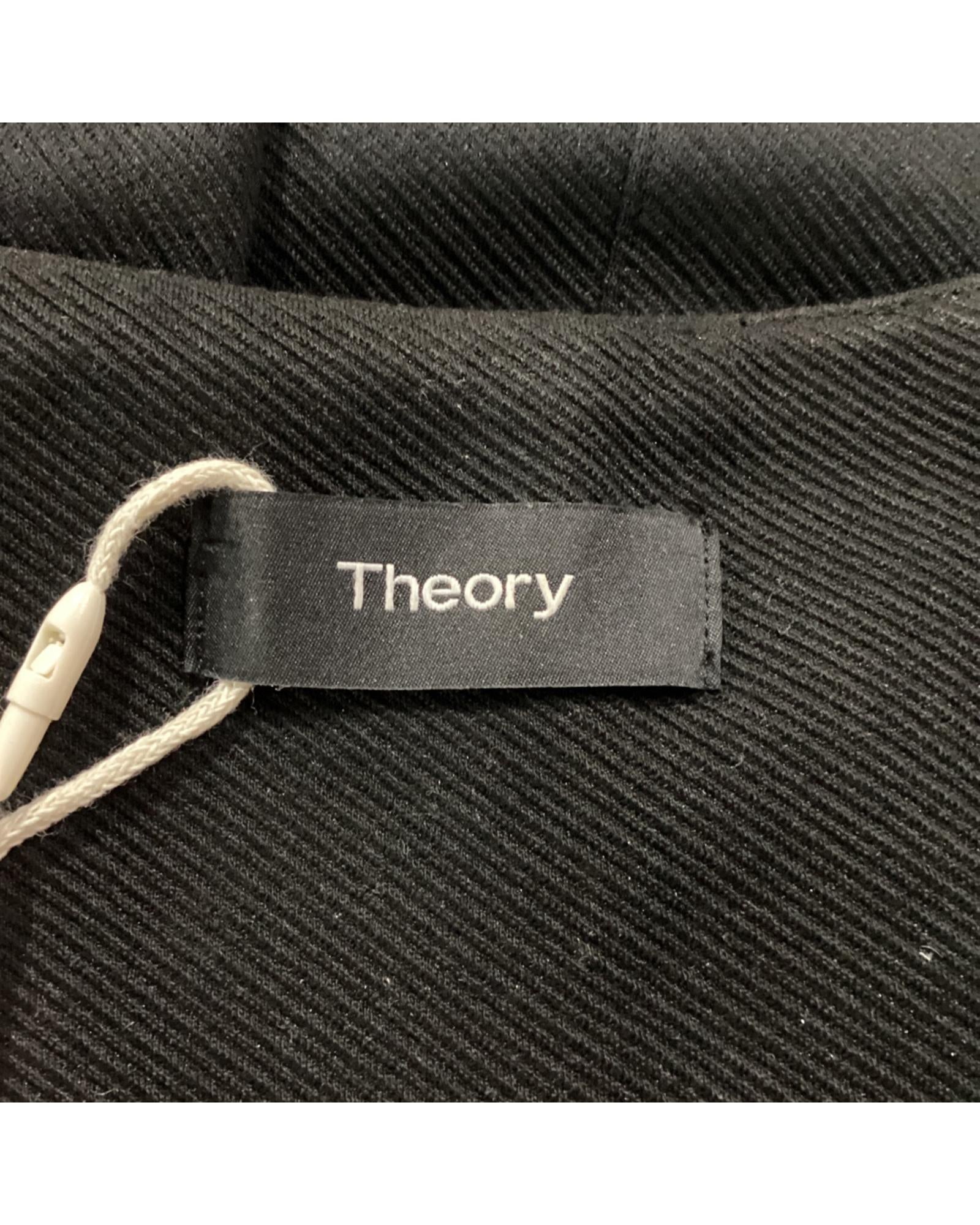 221850636.jpg