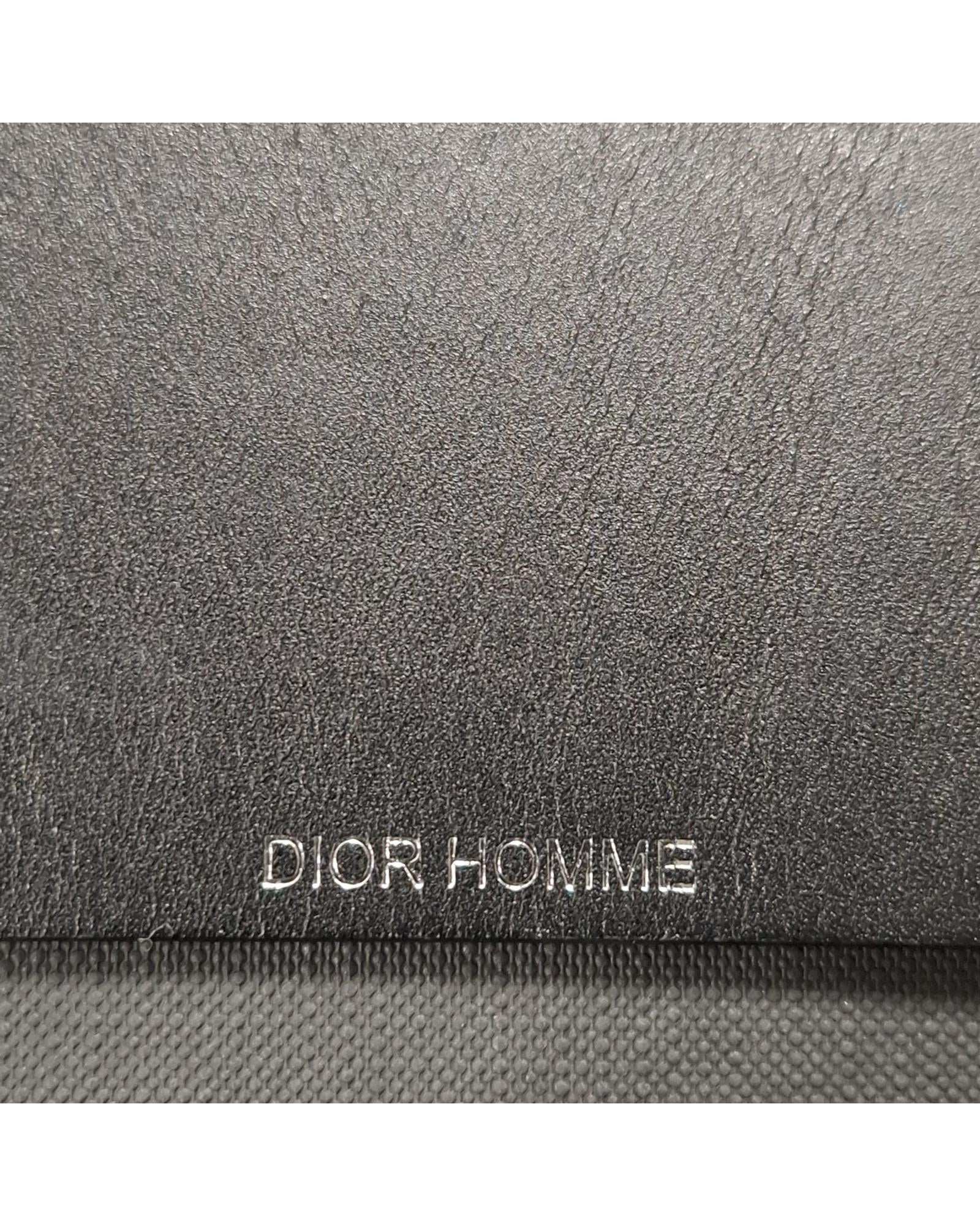 221850953.jpg