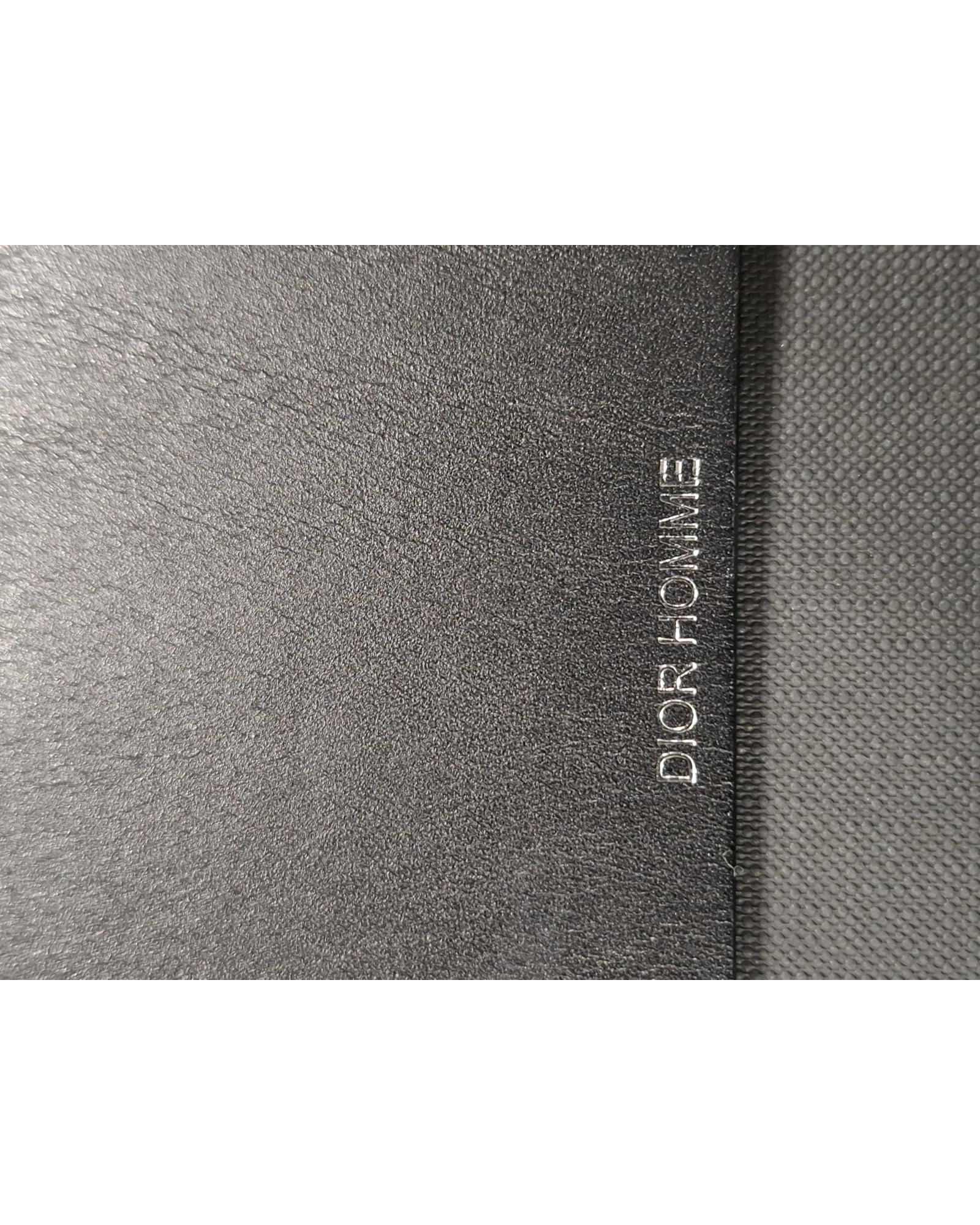 221850954.jpg