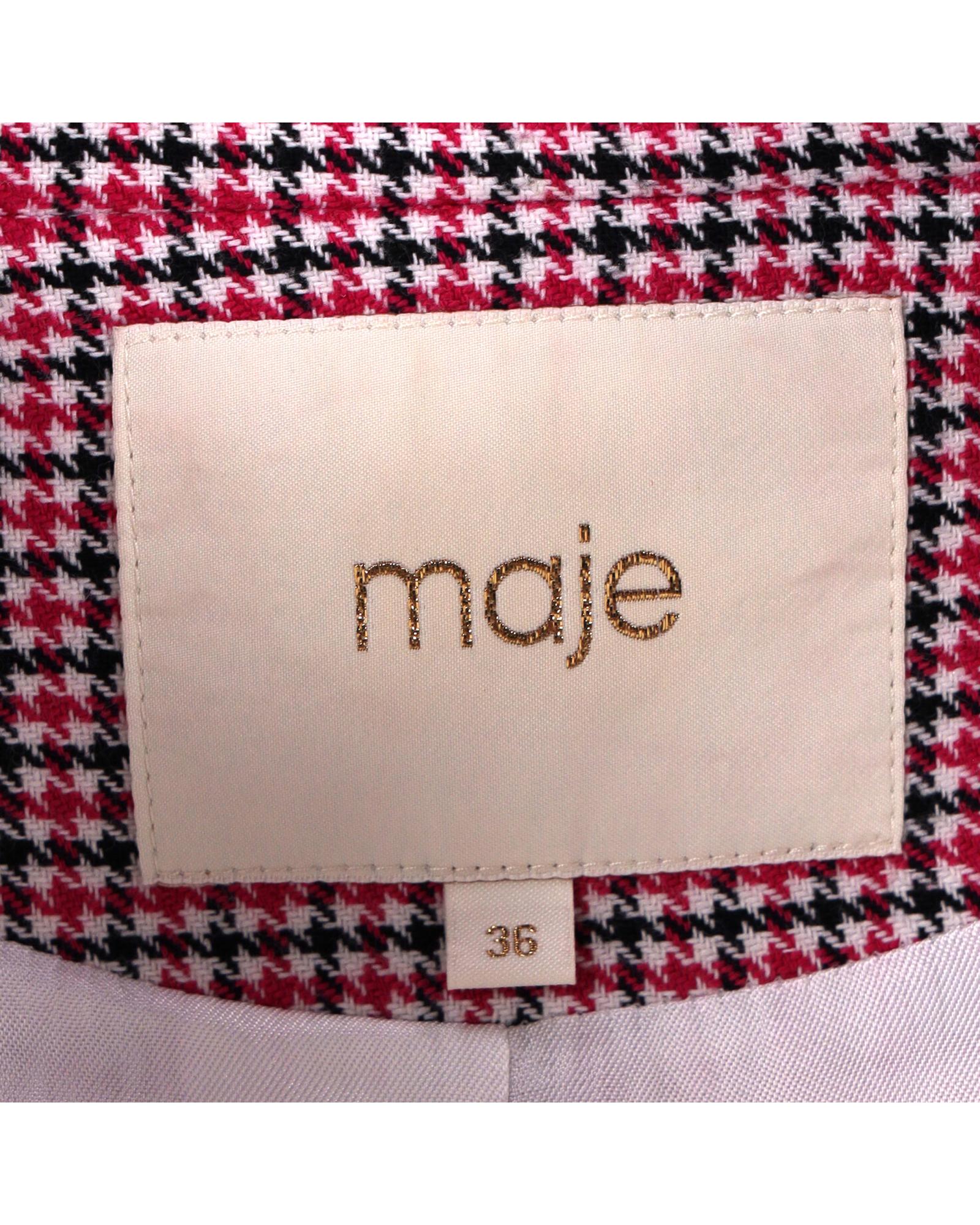 221852880.jpg