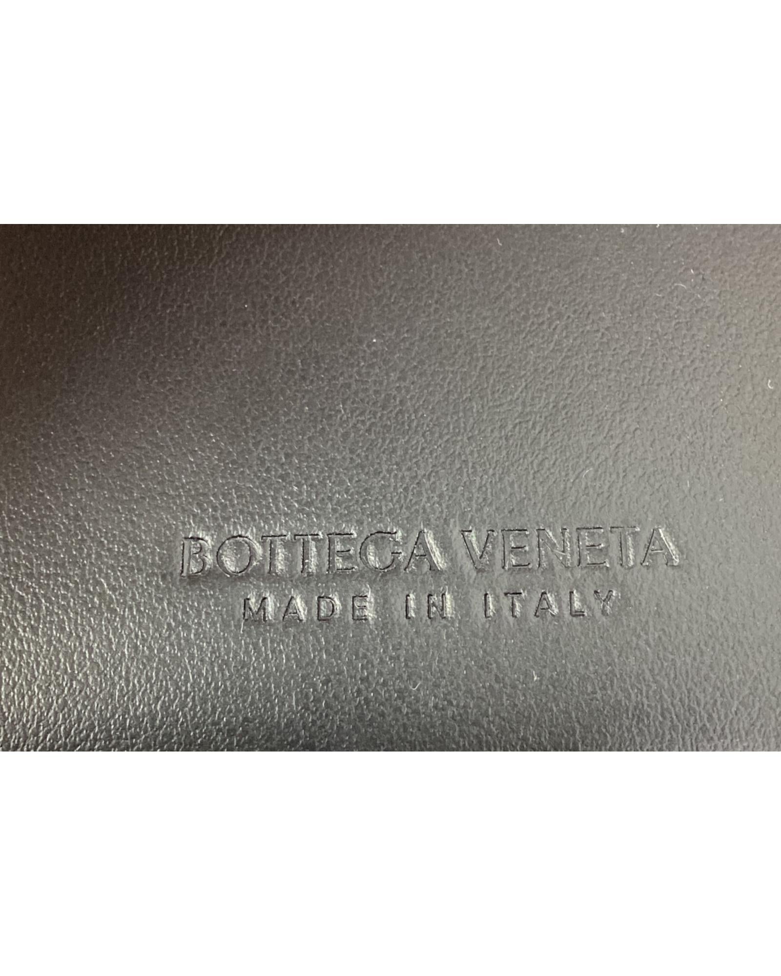 221853676.jpg