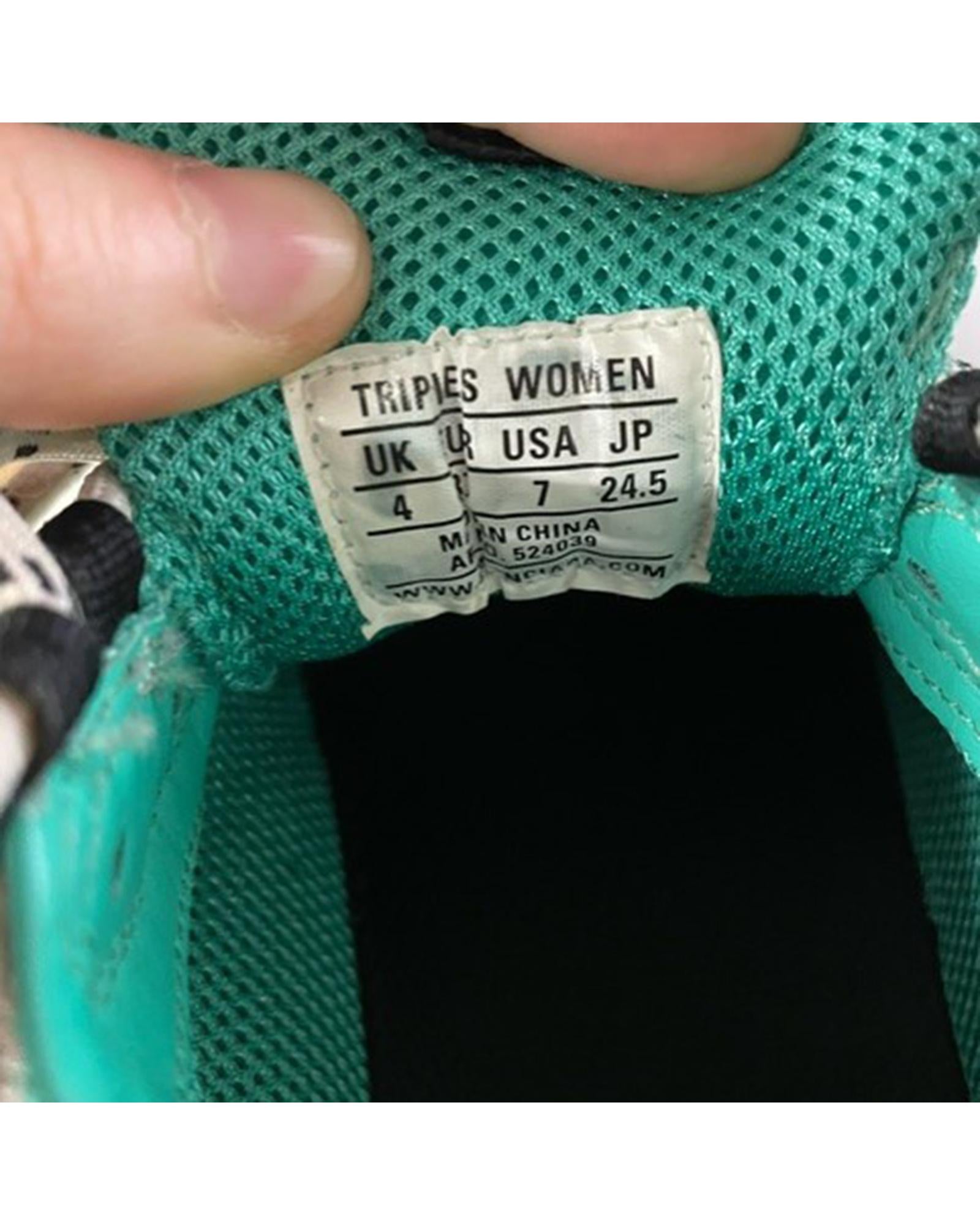 222686493.jpg