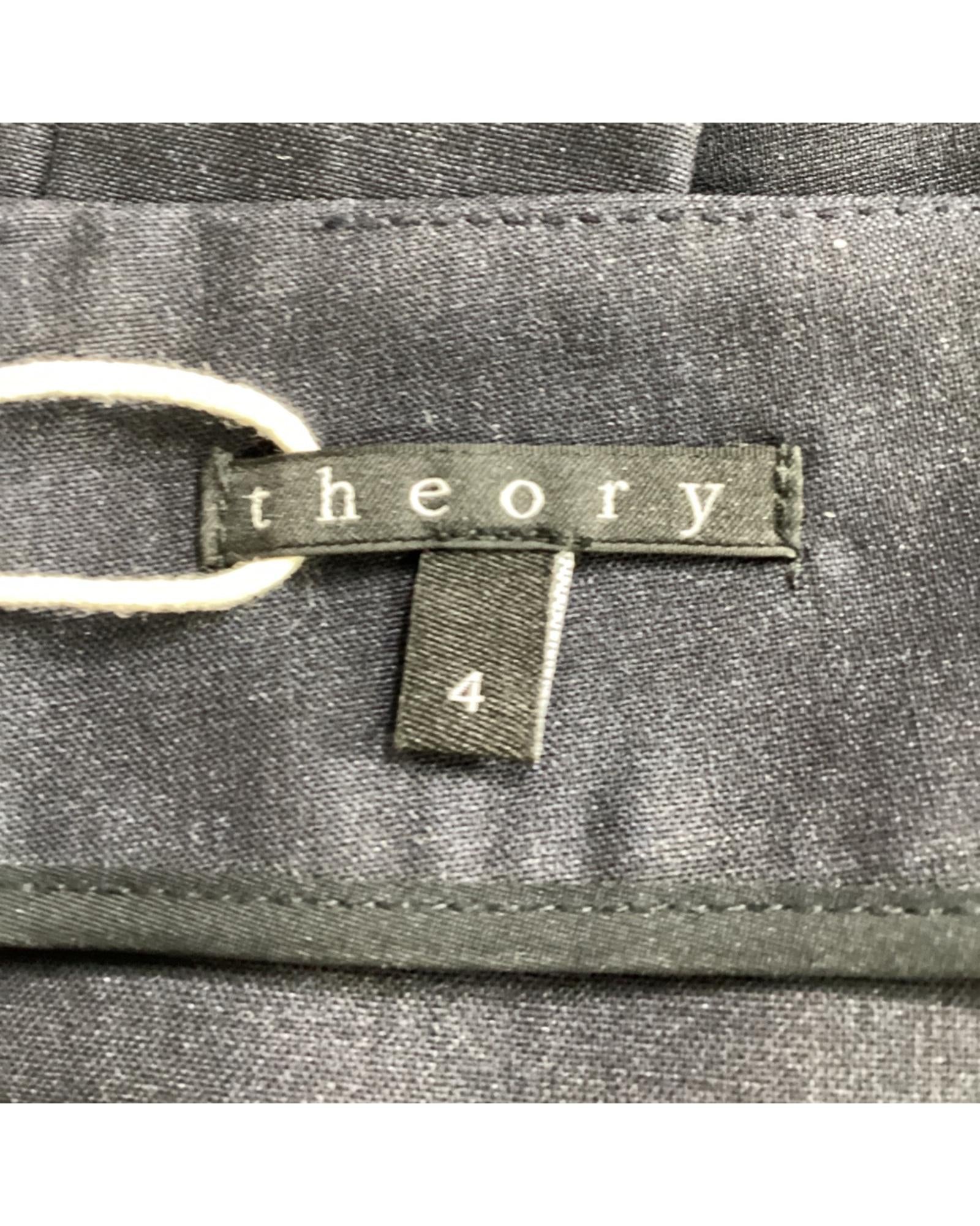 222690646.jpg
