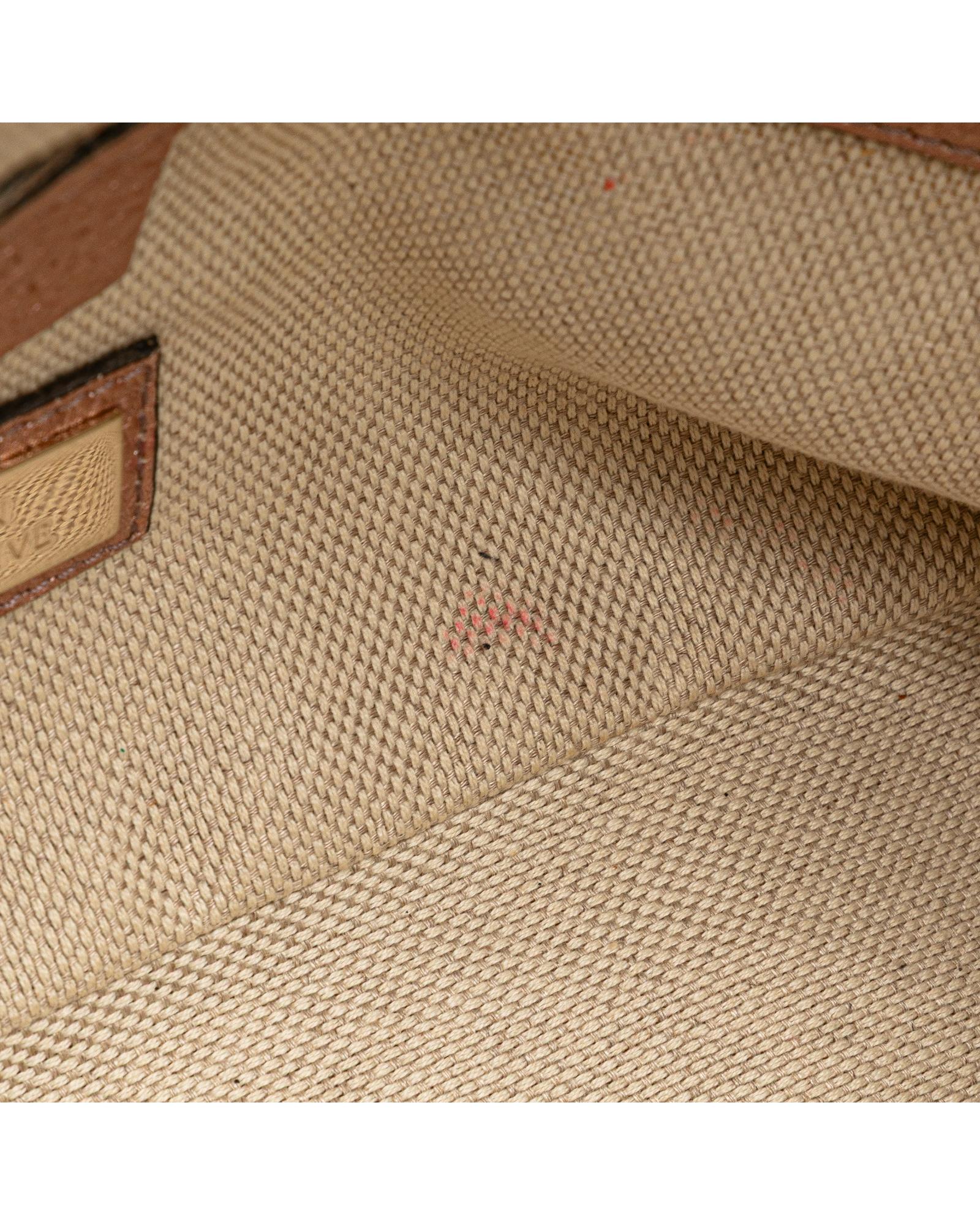 228428923.jpg