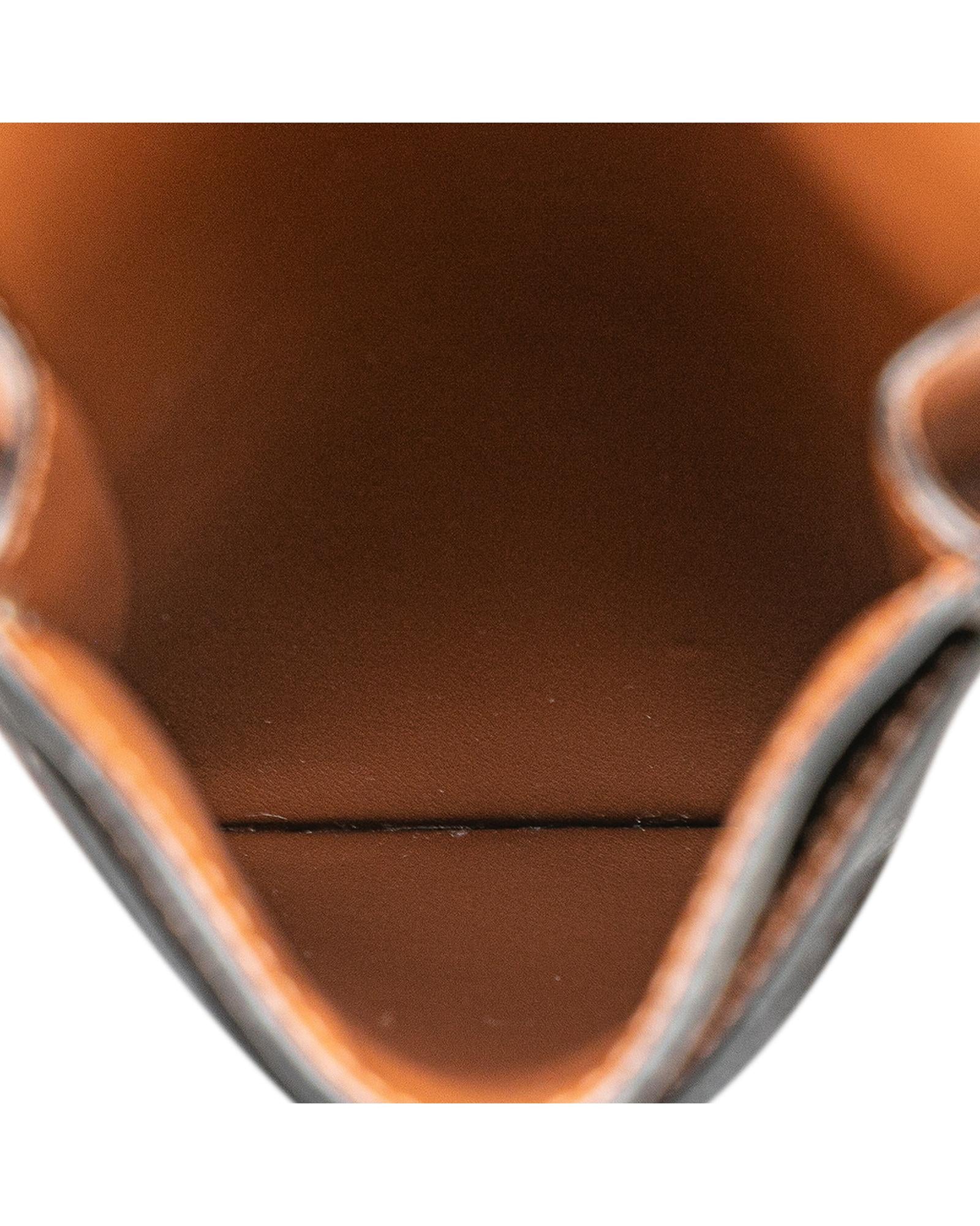 228430023.jpg