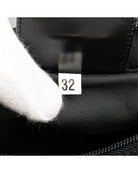 228430947.jpg