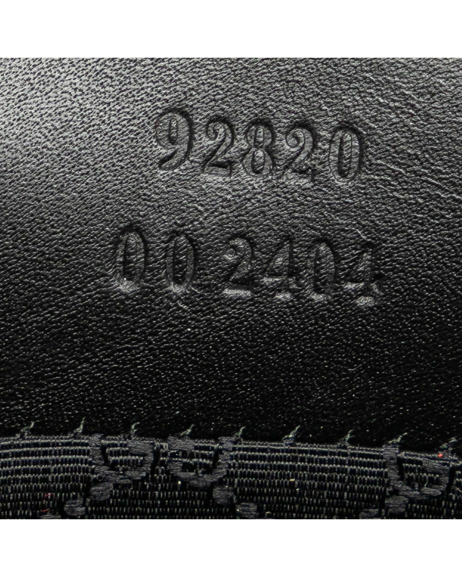228432529.jpg