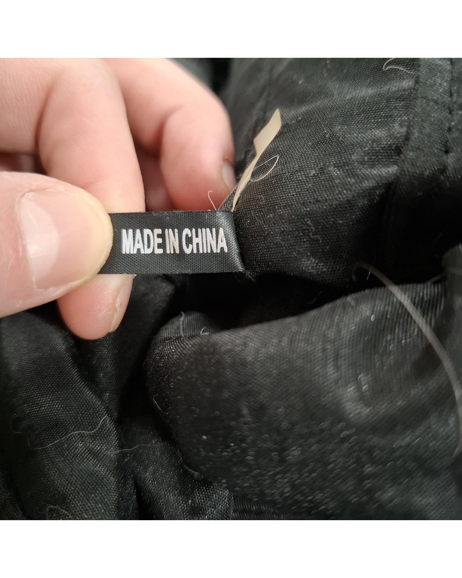 228432877.jpg