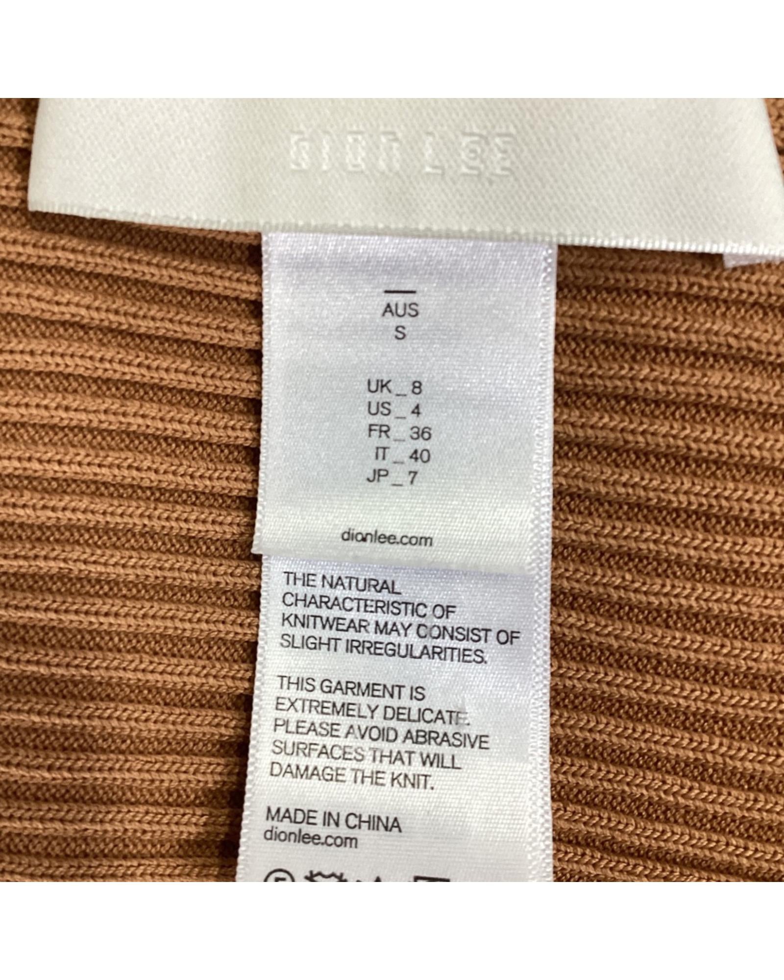 228433289.jpg