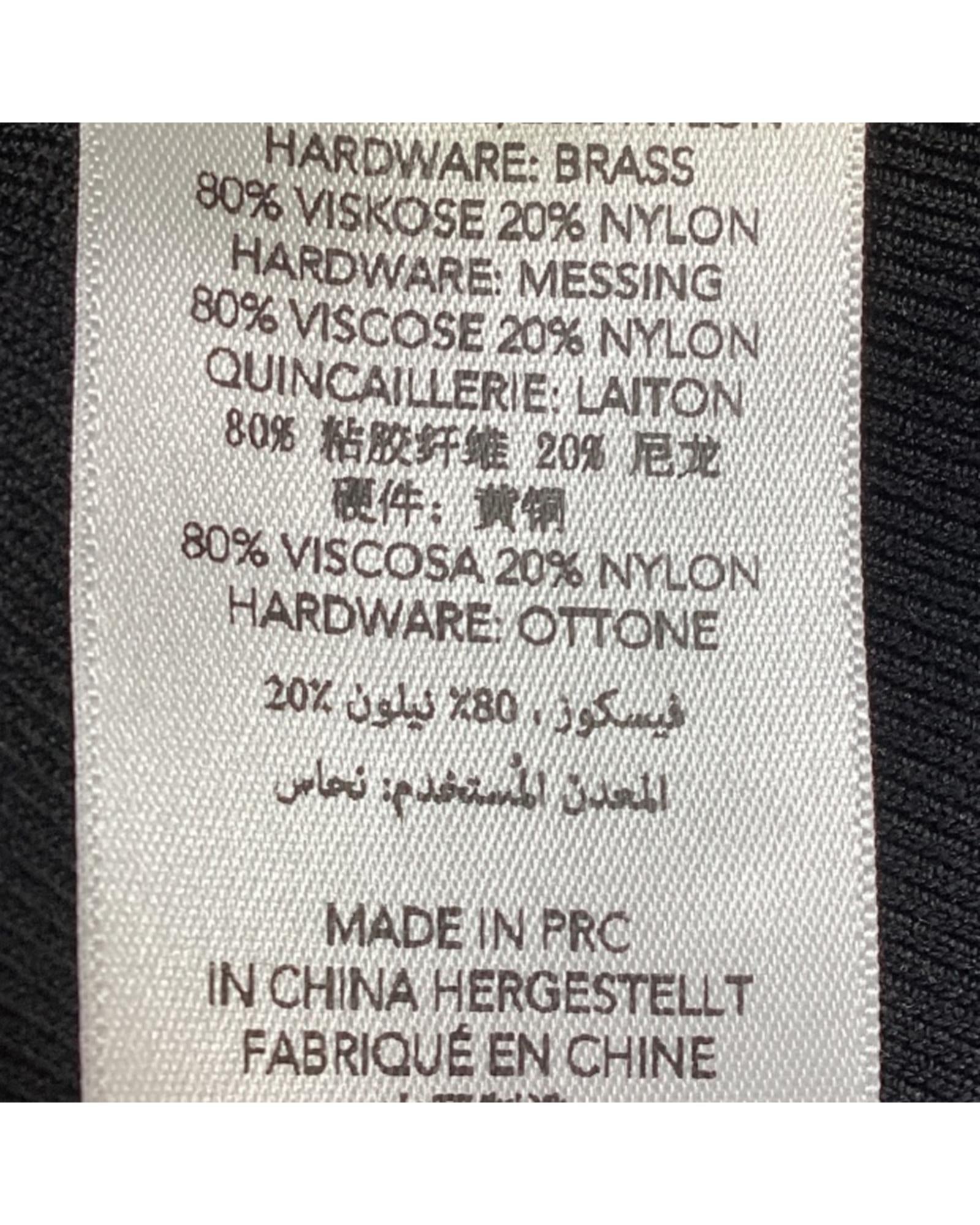 228446019.jpg