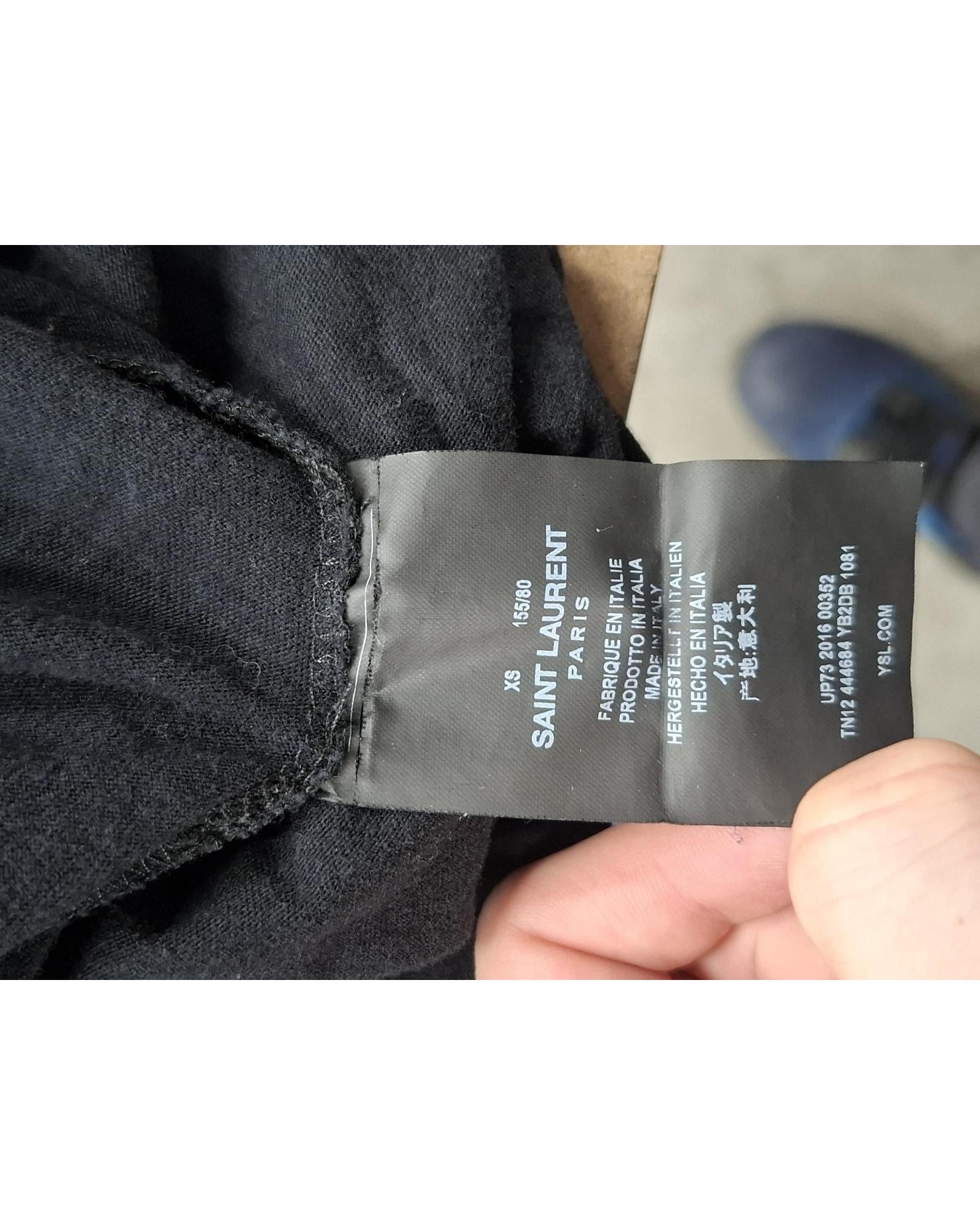 236261690.jpg
