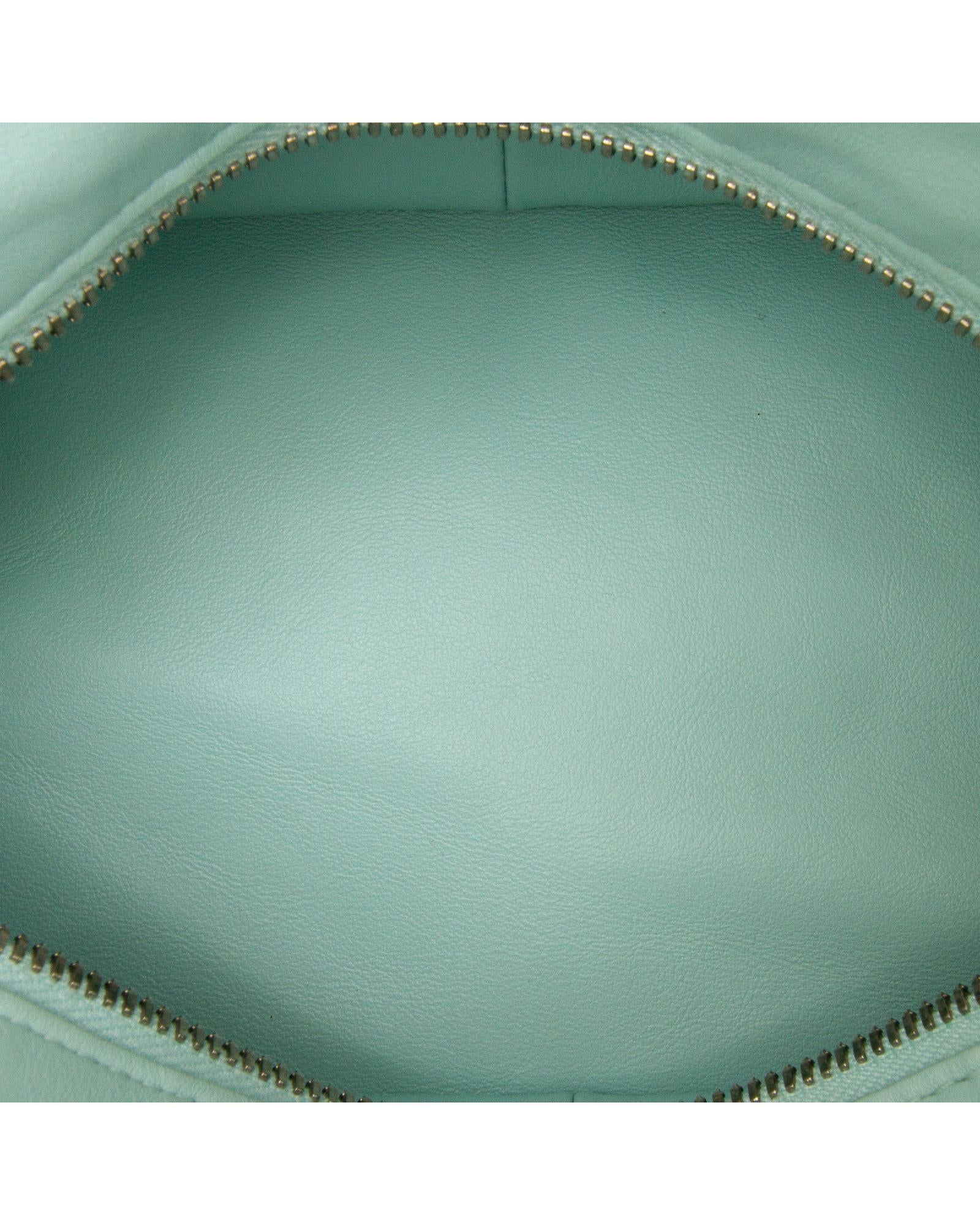 238449333.jpg