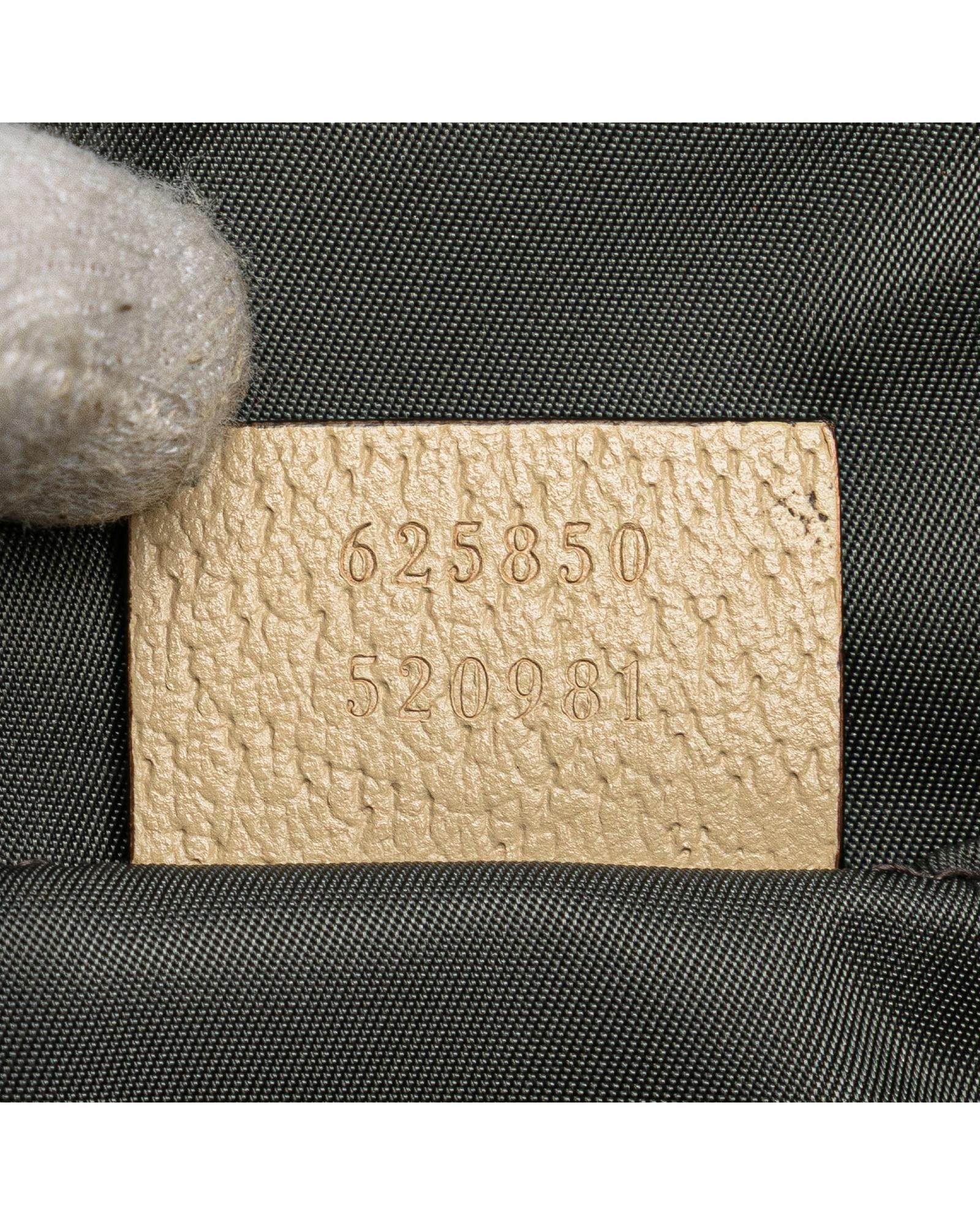 238450274.jpg