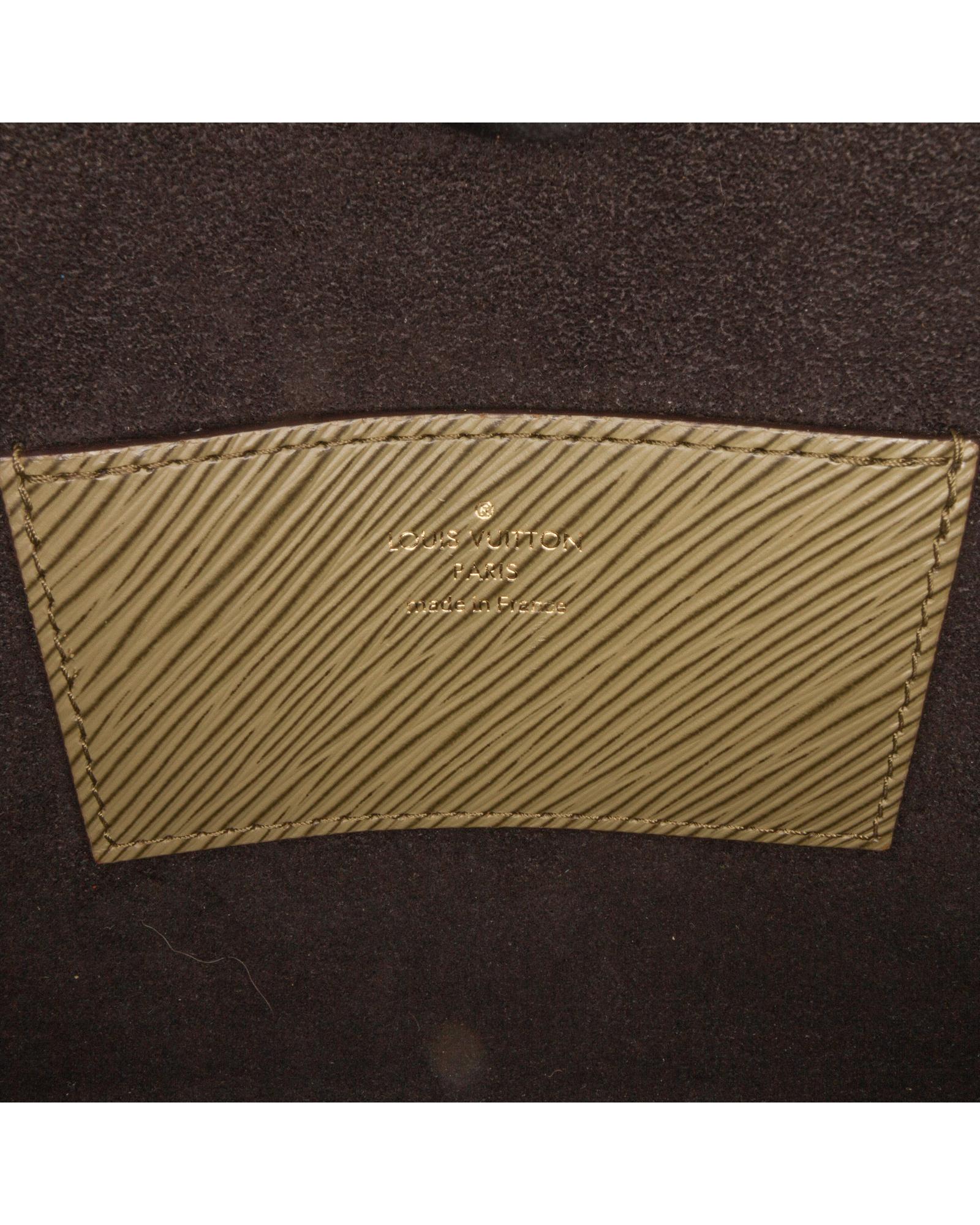 238455530.jpg