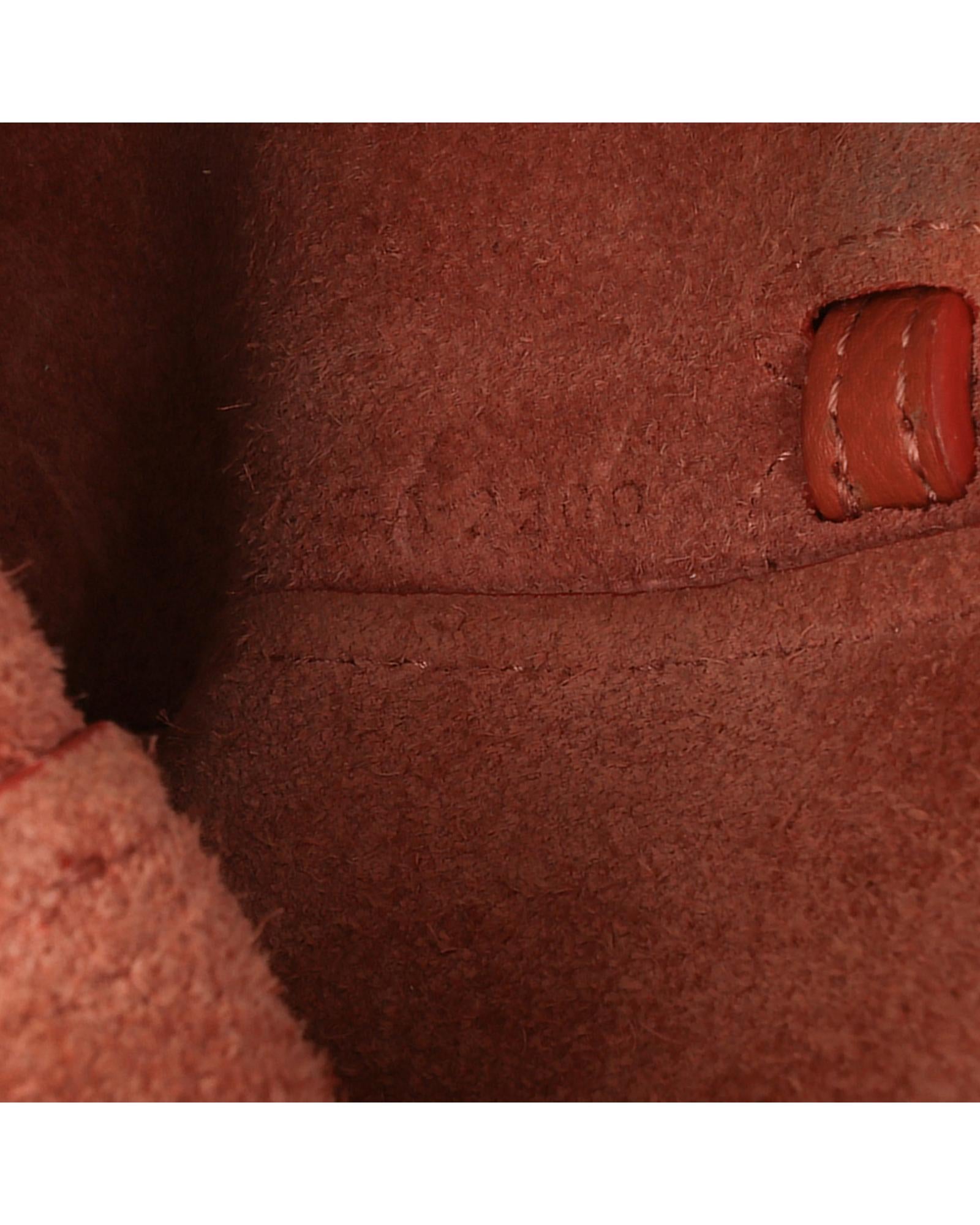 238455803.jpg