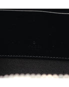 243281077.jpg