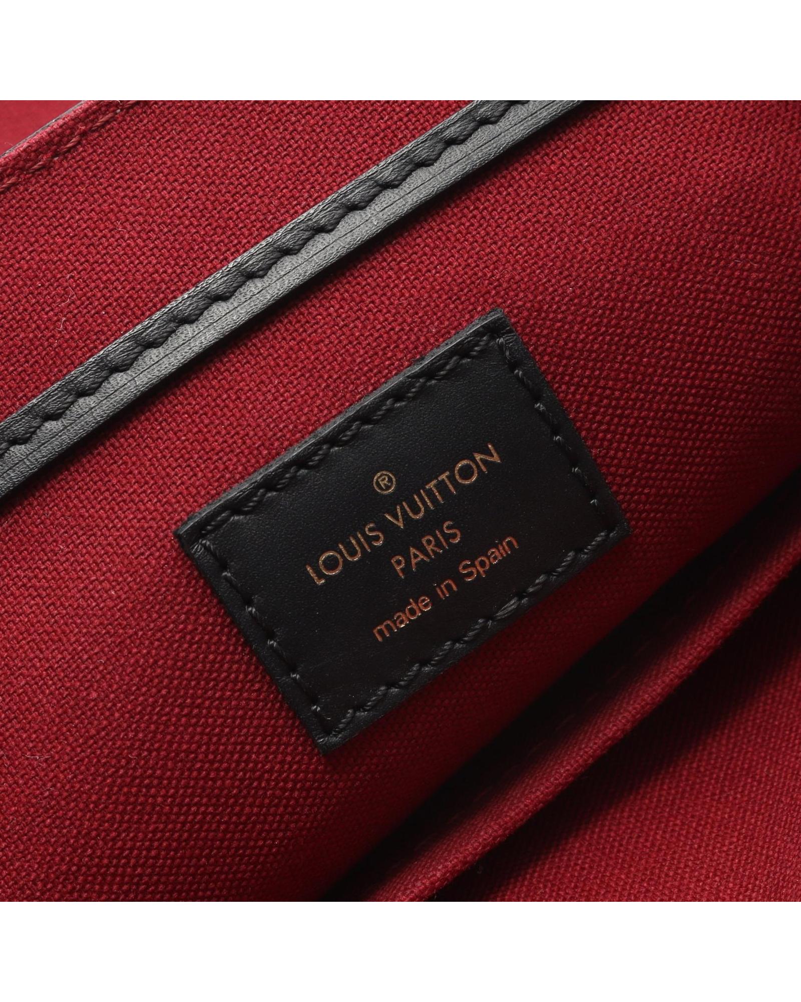 243729487.jpg