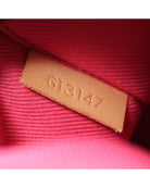 243903956.jpg