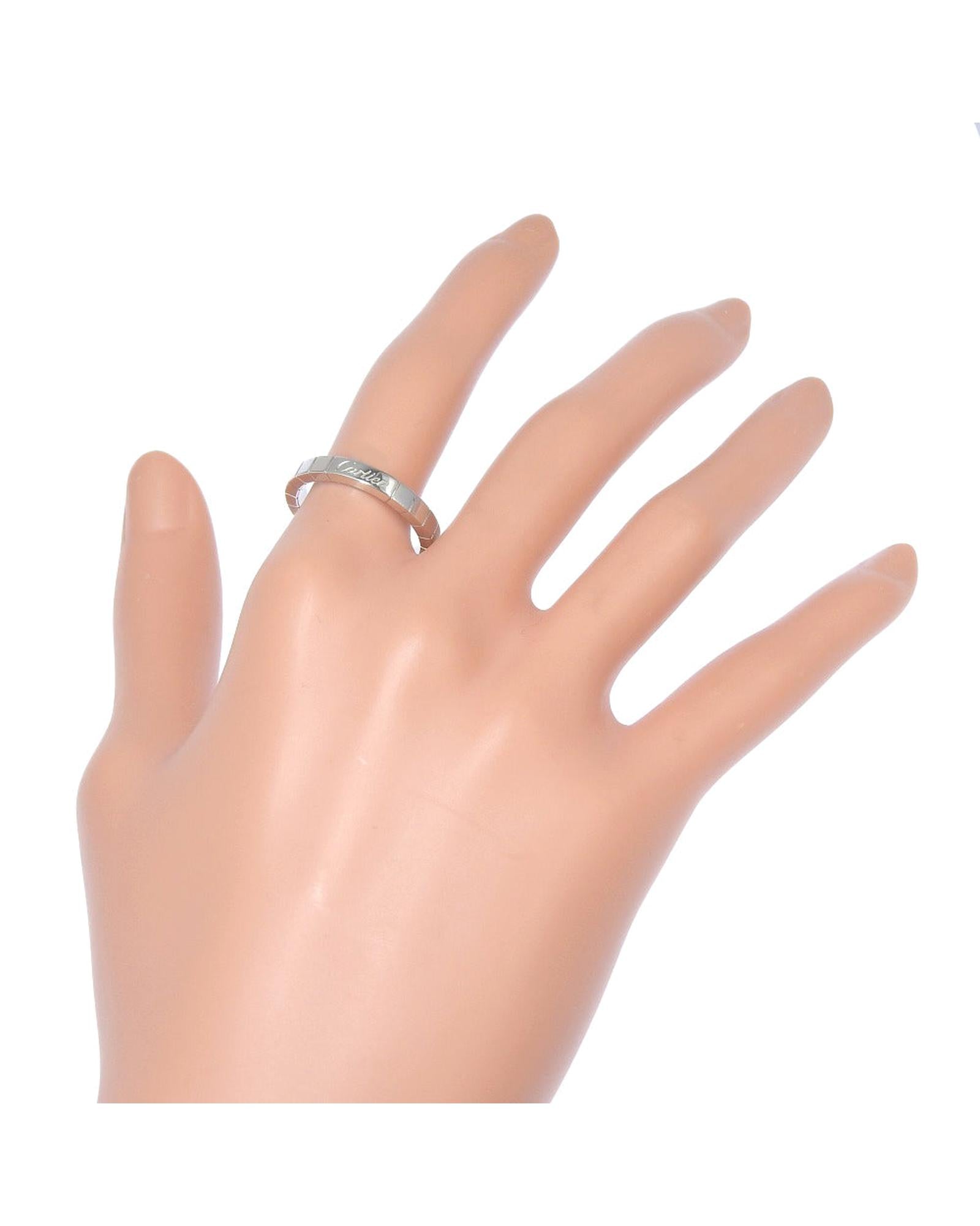 243906495.jpg