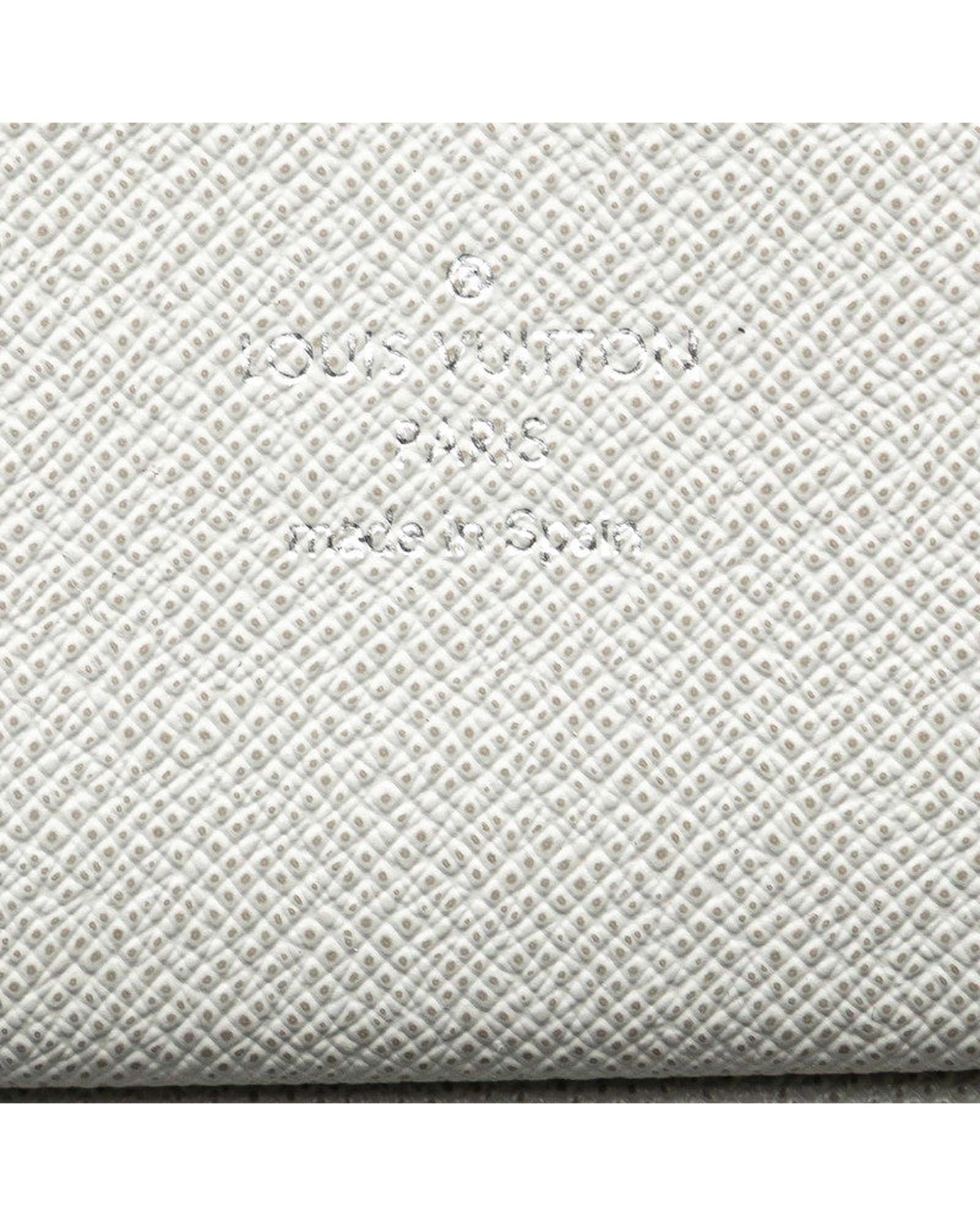 243907101.jpg