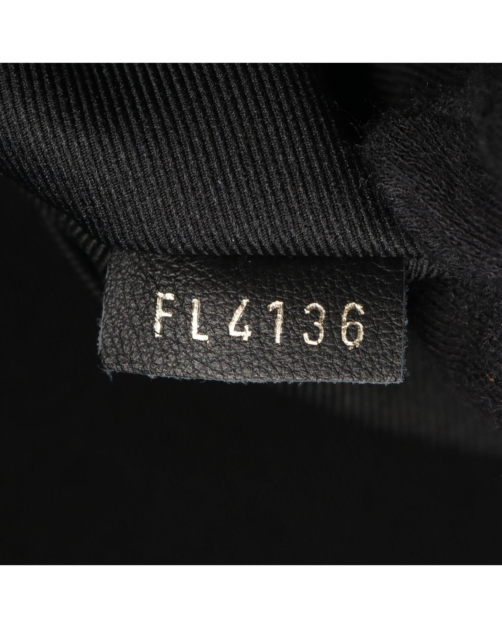 243907111.jpg