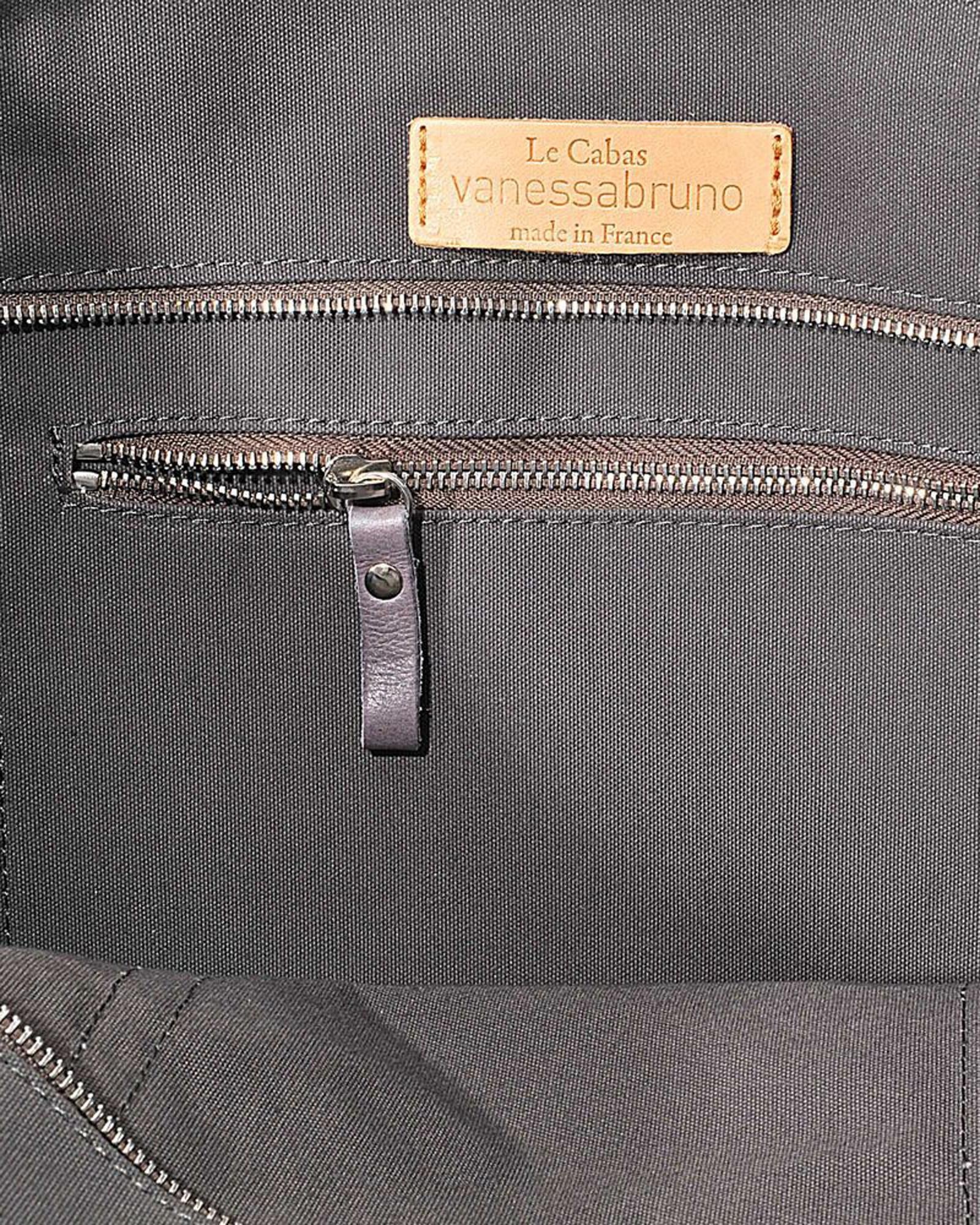 244124954.jpg