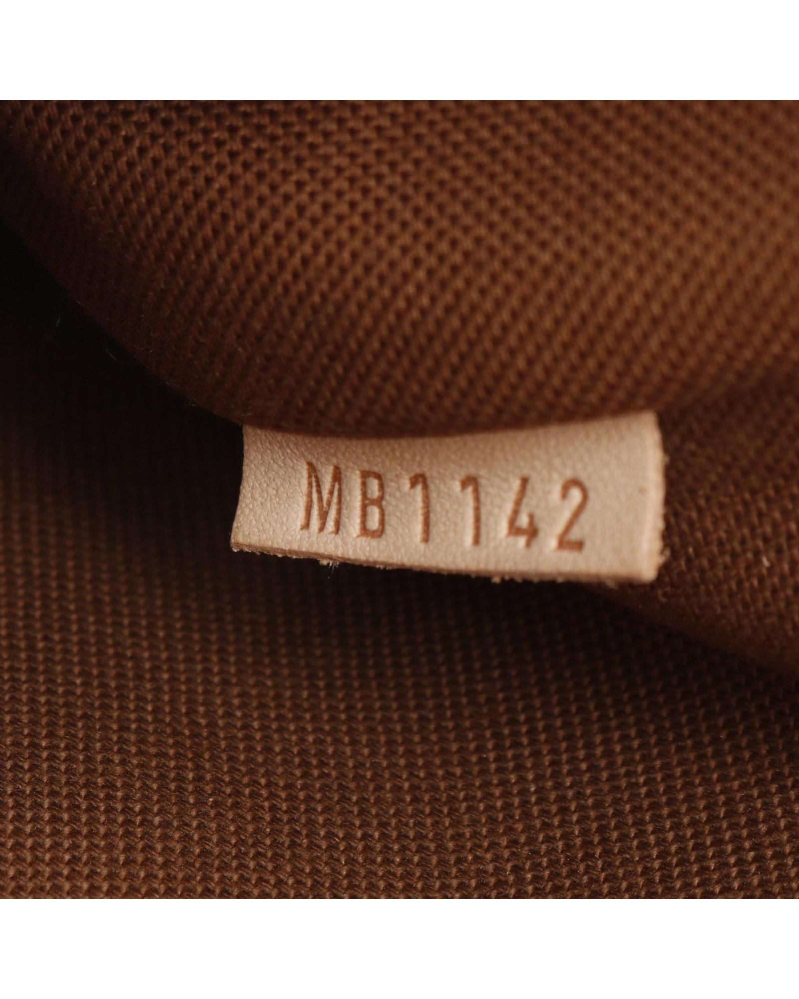 246236438.jpg