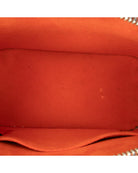 246420225.jpg