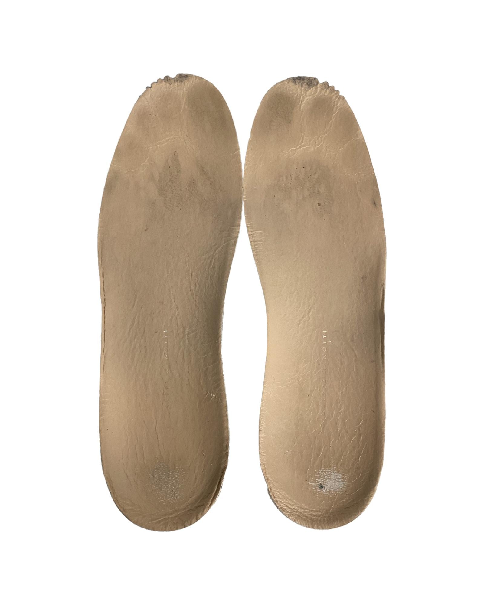 455624_9_P.jpg