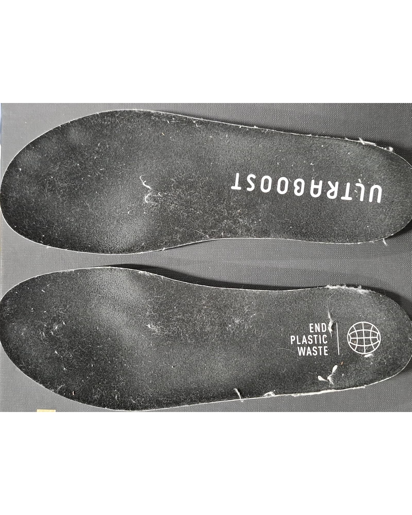 456833_10_P.jpg
