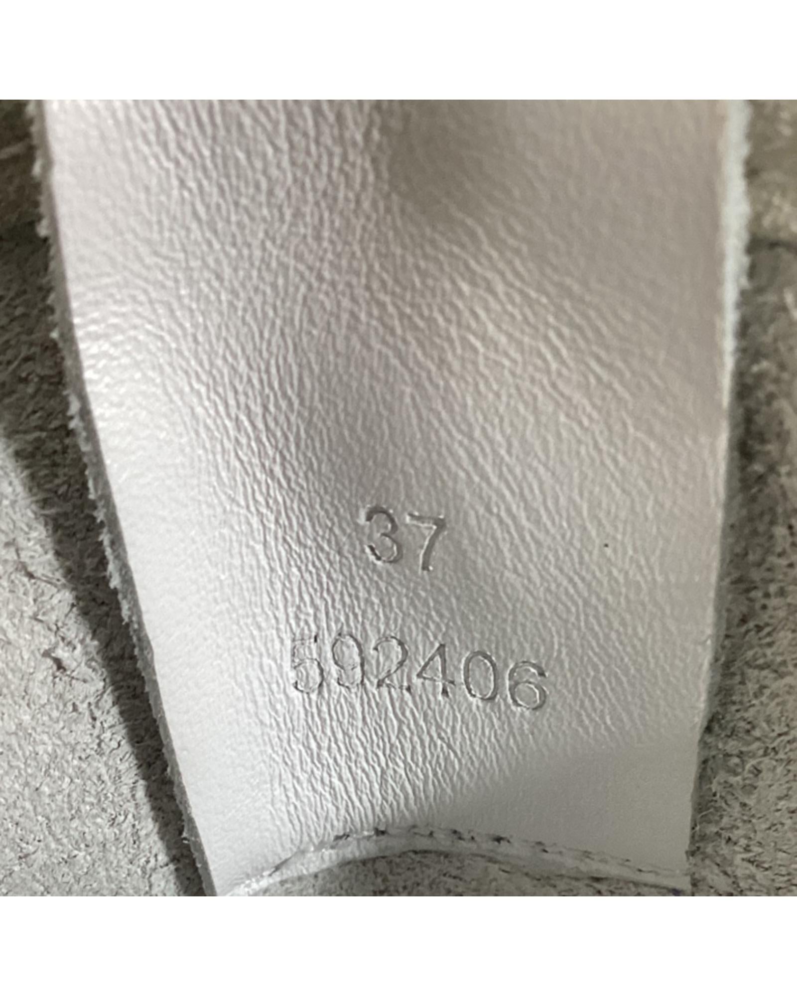 466864_9_P.jpg